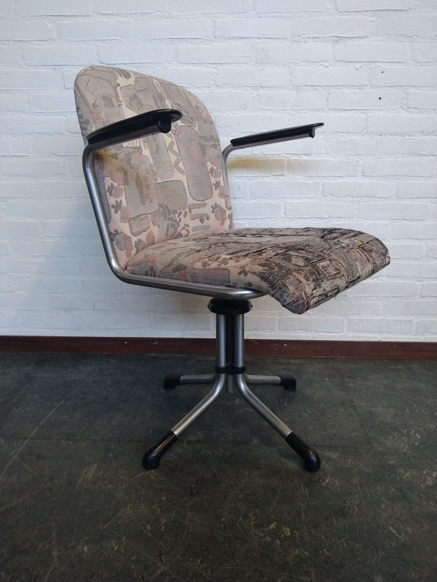 Gispen 356 Bureaustoel Met Bakelieten Armleuningen image 5