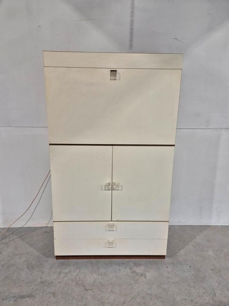 Pastoe Vintage Kast Met Bar En Licht Design image 3