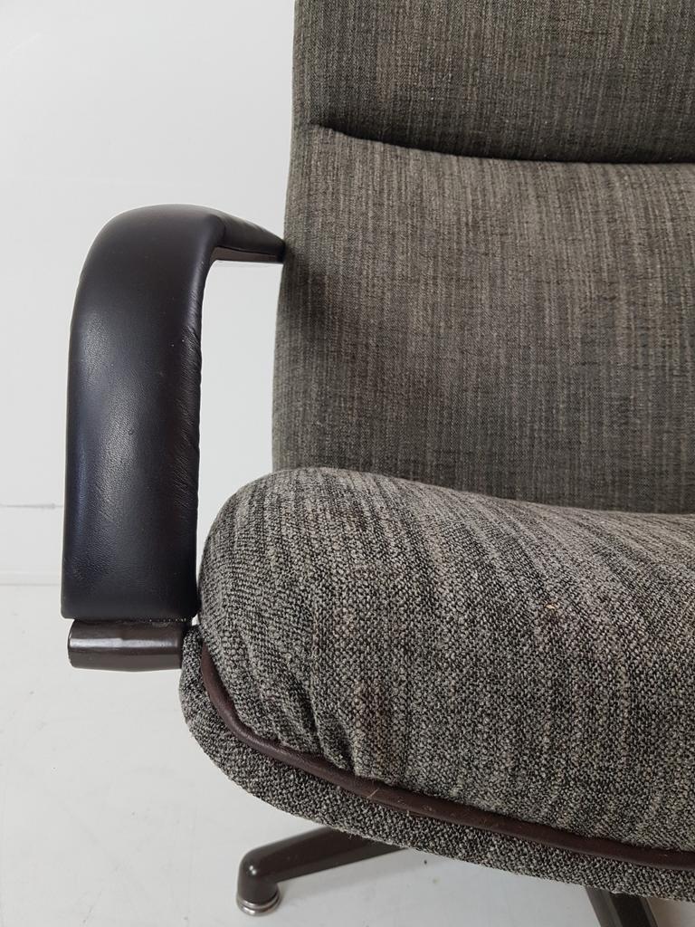 Artifort Draaifauteuil Grijs Bruin F154 Vintage Bureaustoel image 4