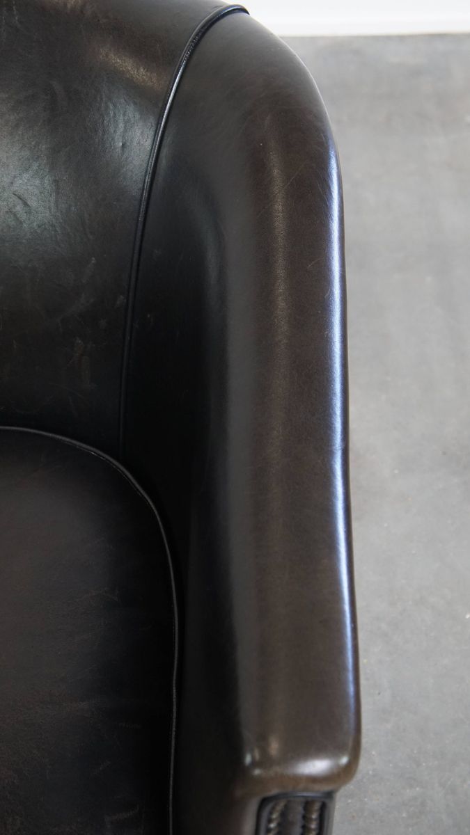 Unieke En Subtiele Zwart/ Grijze Schapenleren Clubfauteuil Met Een Mooi Patina image 8