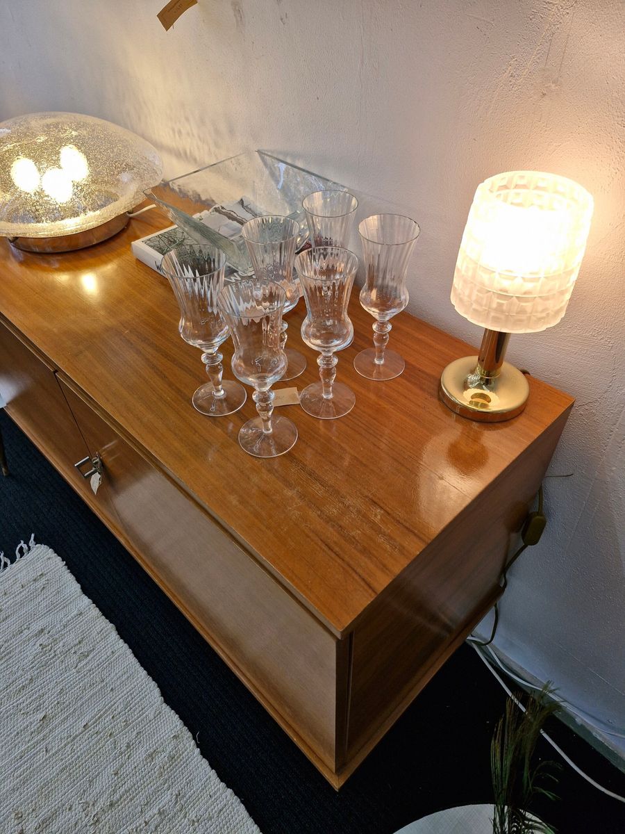 Vintage Kast / Dressoir Blond Strakke Poot 70s image 10