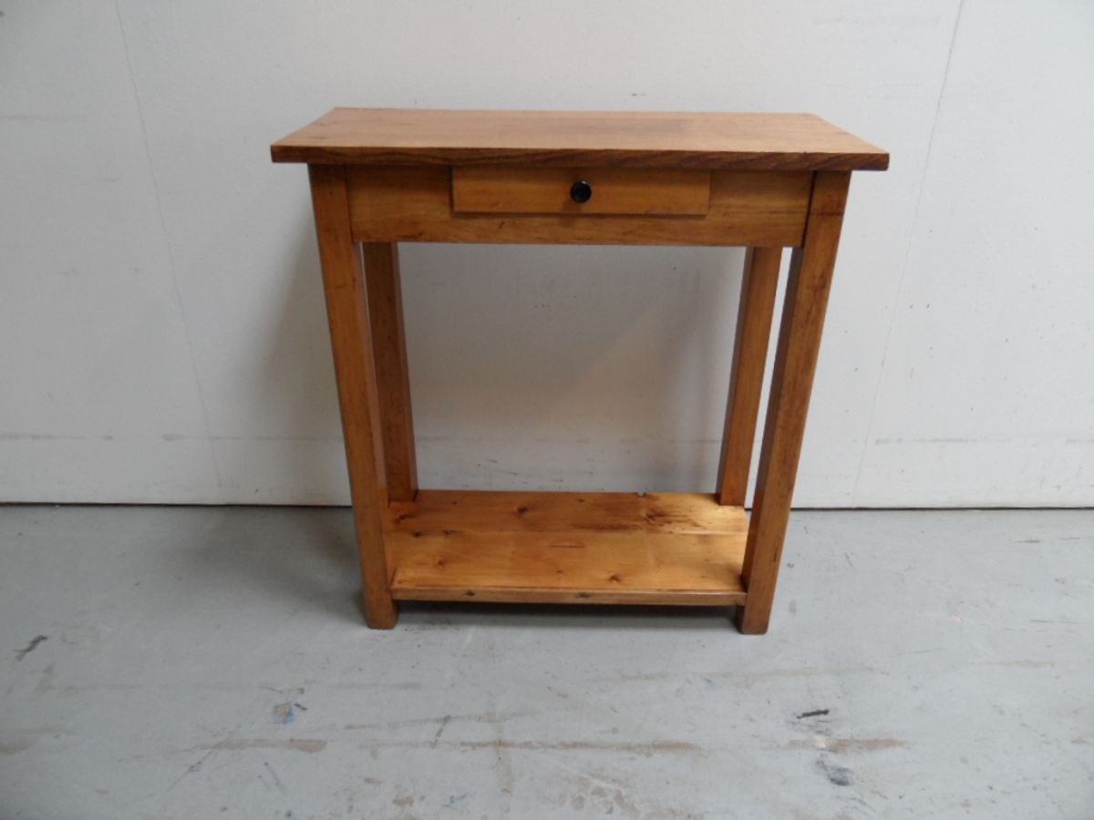Sidetable Met Lade image 3