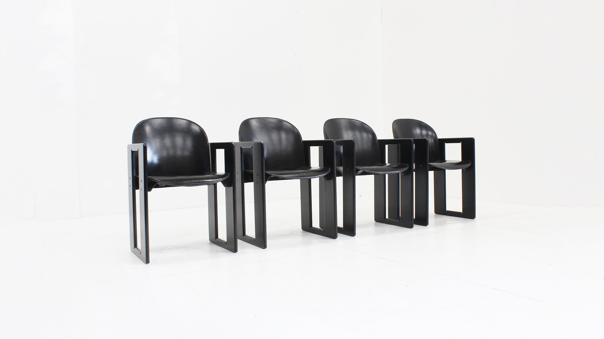 Dialogo Zwarte Leren Eetkamerstoelen Van Afra En Tobia Scarpa Voor B&B Italia, 1974, Set Van 4 image 9