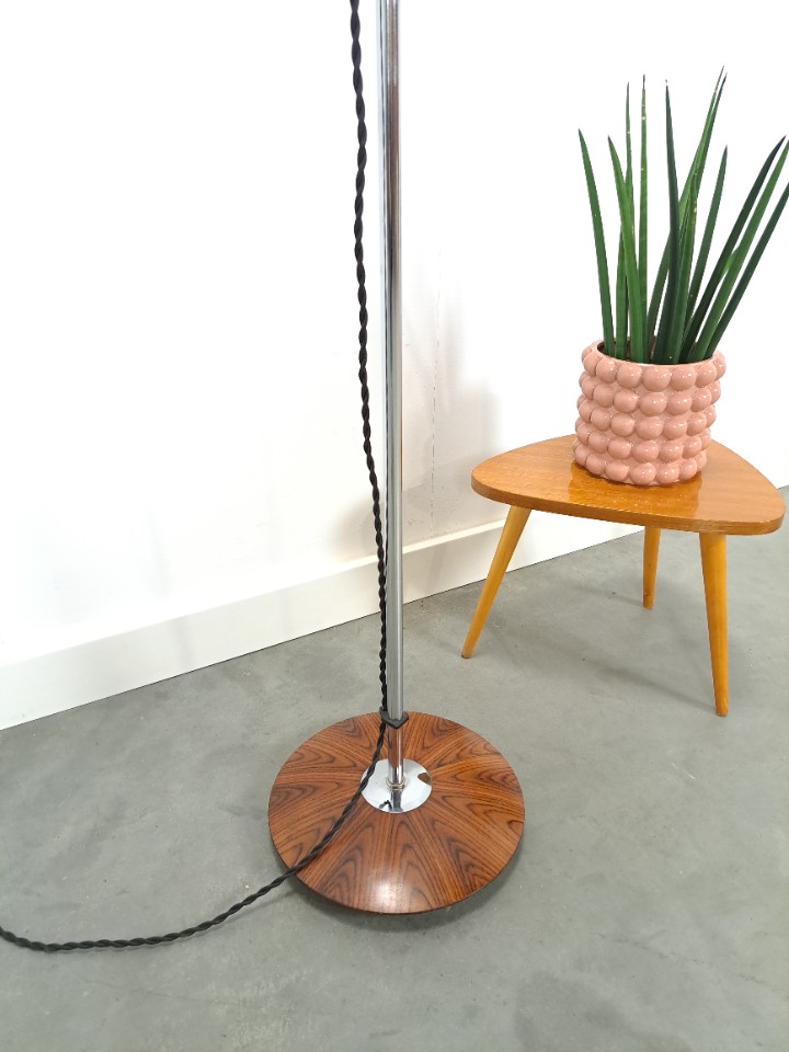 Jaren 70 Vloerlamp Met Gekleurde Kap En Fineer Voet image 9