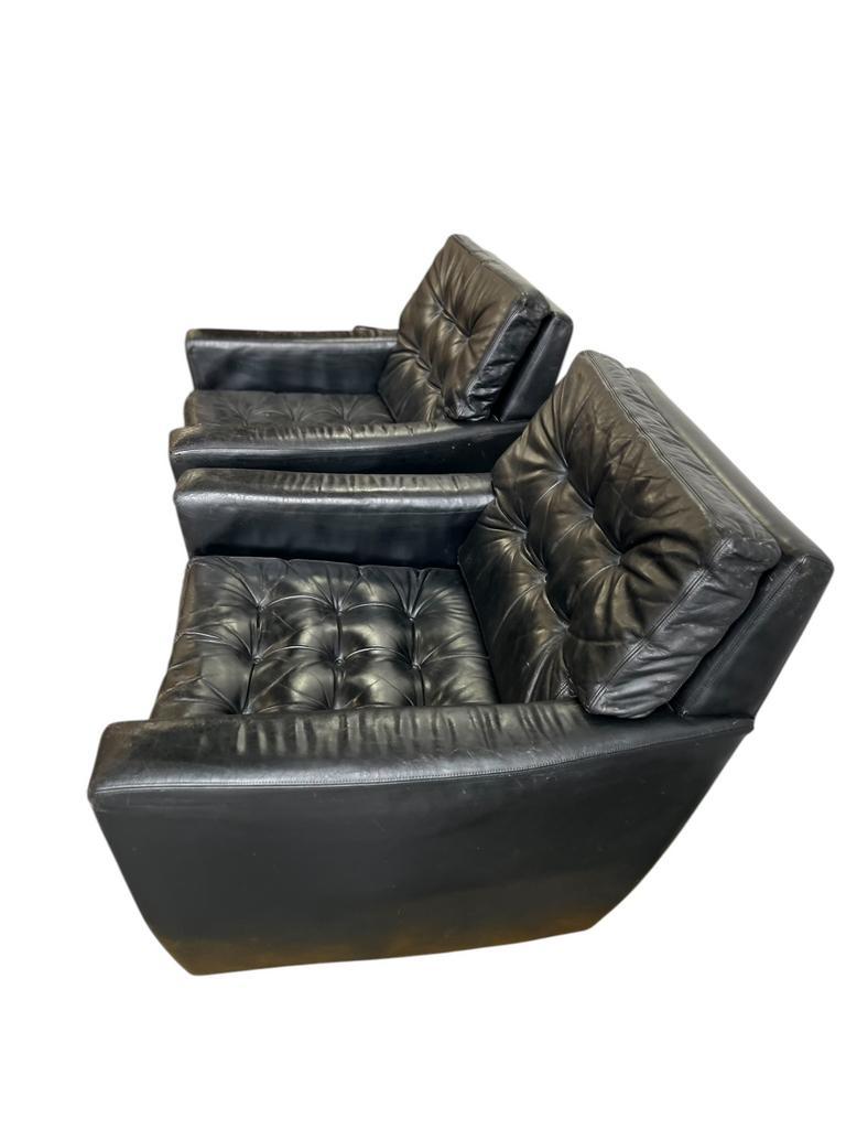 Set Van 2 Vintage Eenzitten / Fauteuils / Clubzetels image 14