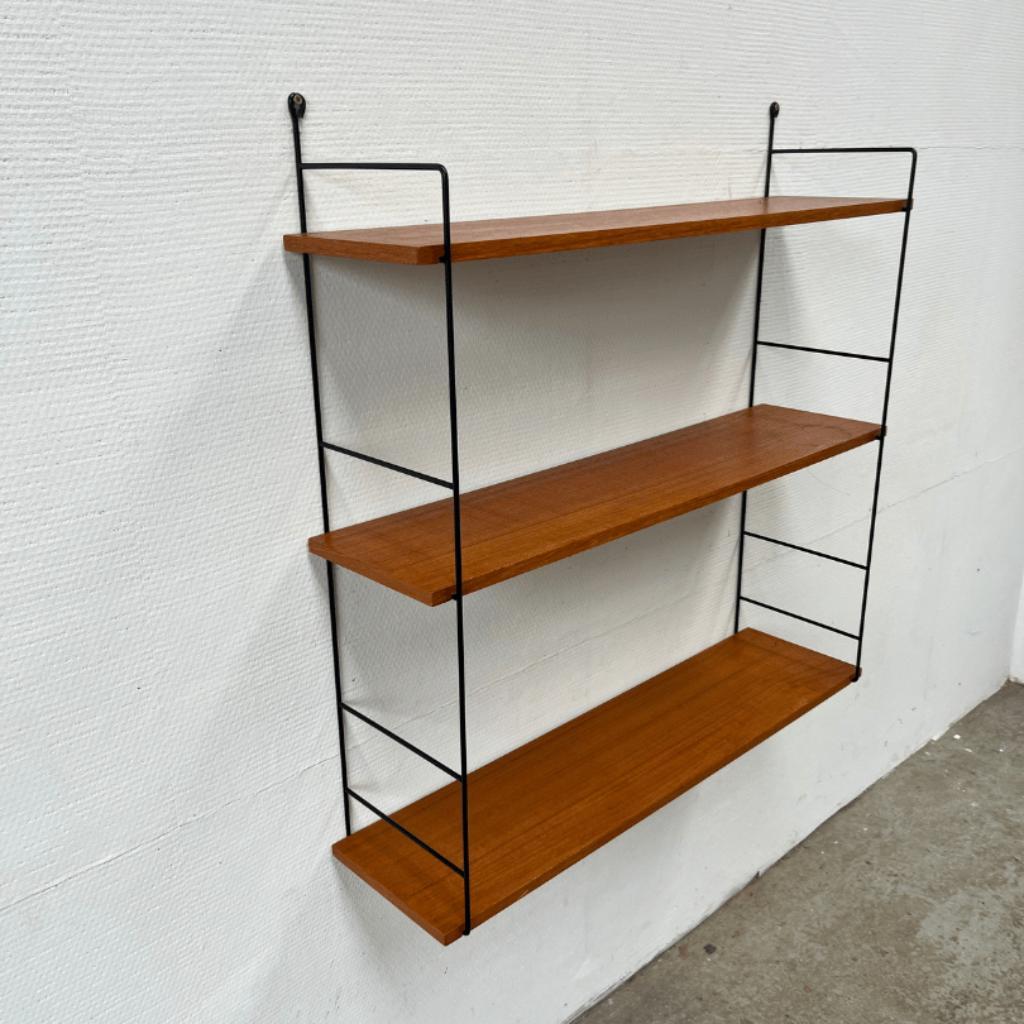 Vintage Wandrek 3 Planken Teak, Zwart Draadstaal 'ladders' image 3