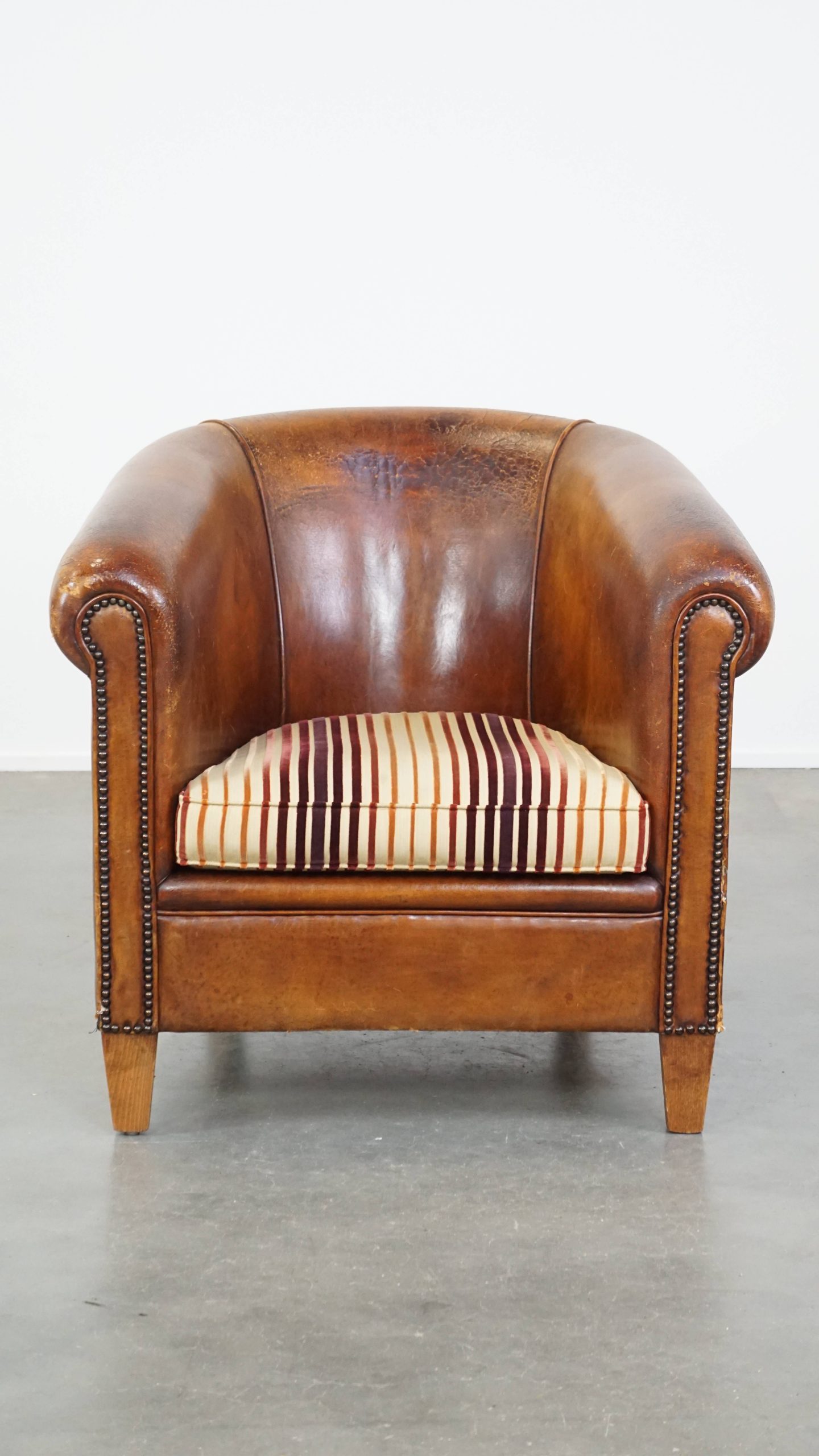 Karaktervolle, Vintage Cognac-Kleurige Clubfauteuil Gemaakt Van Schapenleer image 3