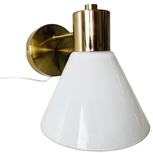 Vintage IKEA Wandlamp Goud Melkglas image 2