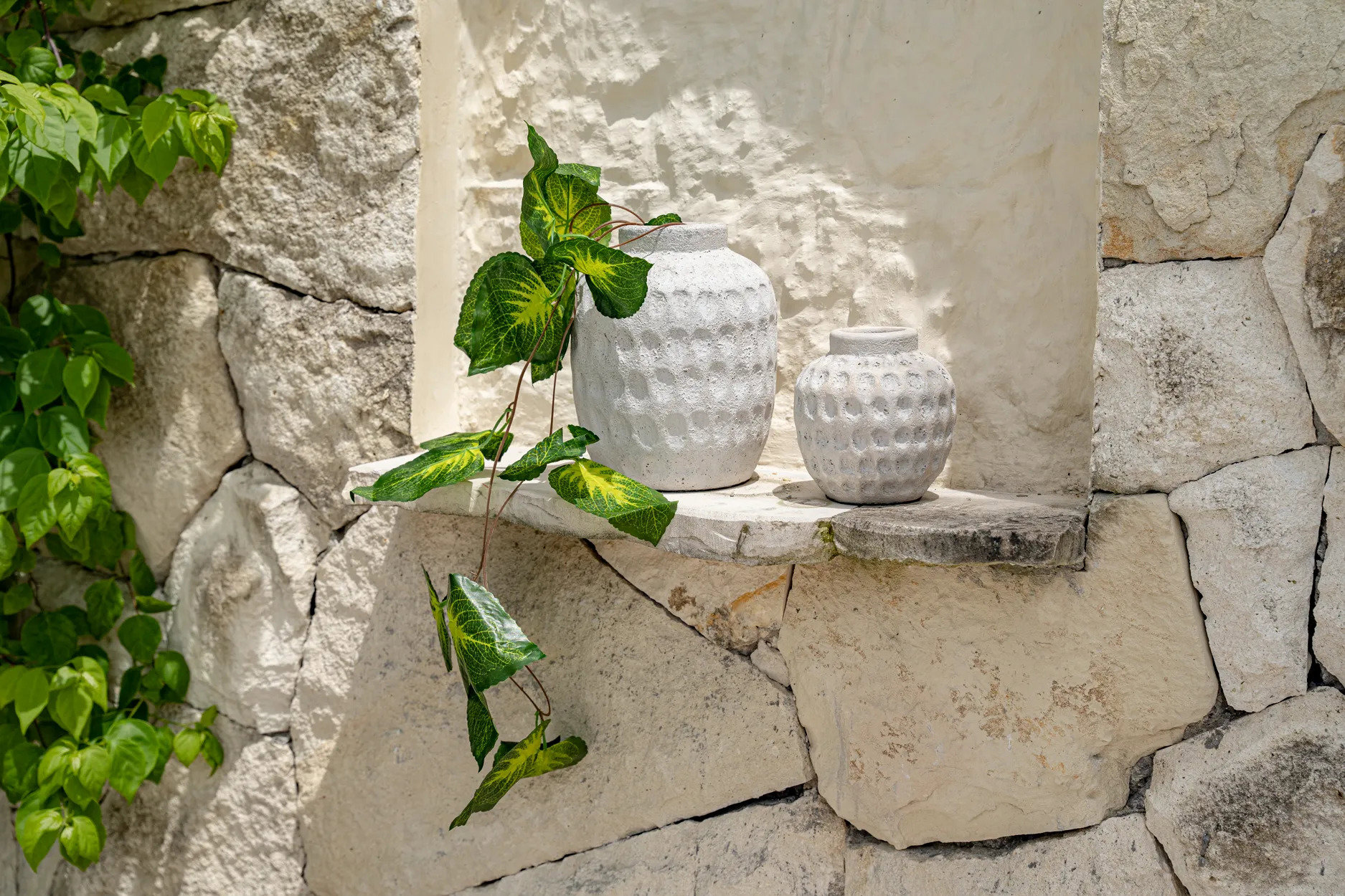 Bazar Bizar | De Trendy Vaas - Beton - L image 4