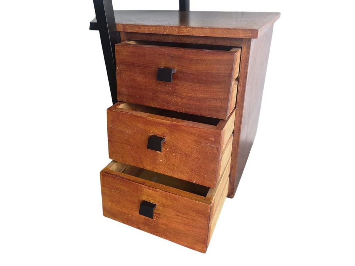 Vintage Houten Bureau Met Zwevend Blad En Zwart Frame image 8