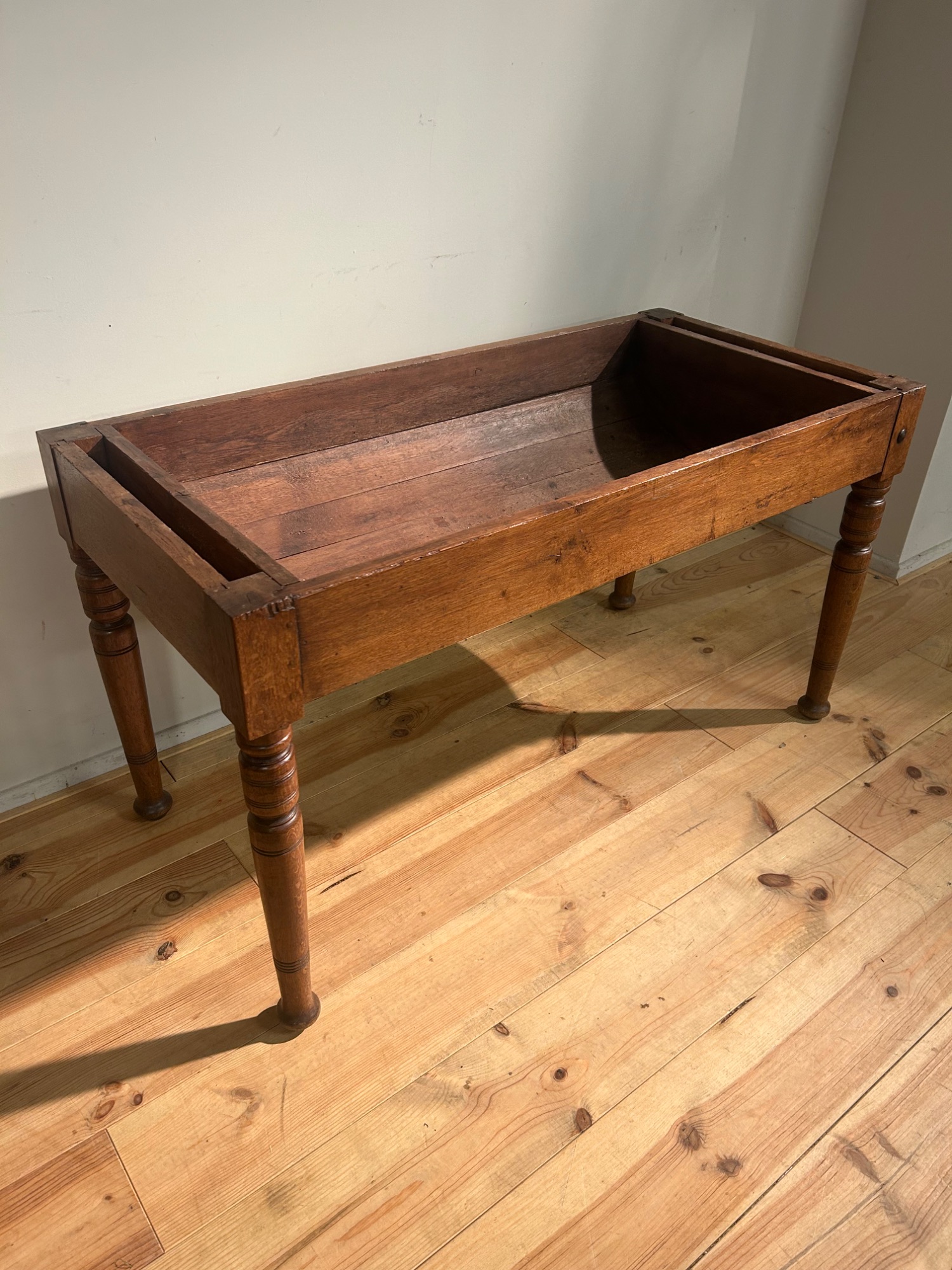 Antieke Petrin Tafel In Eikenhout Circa 1850 image 12