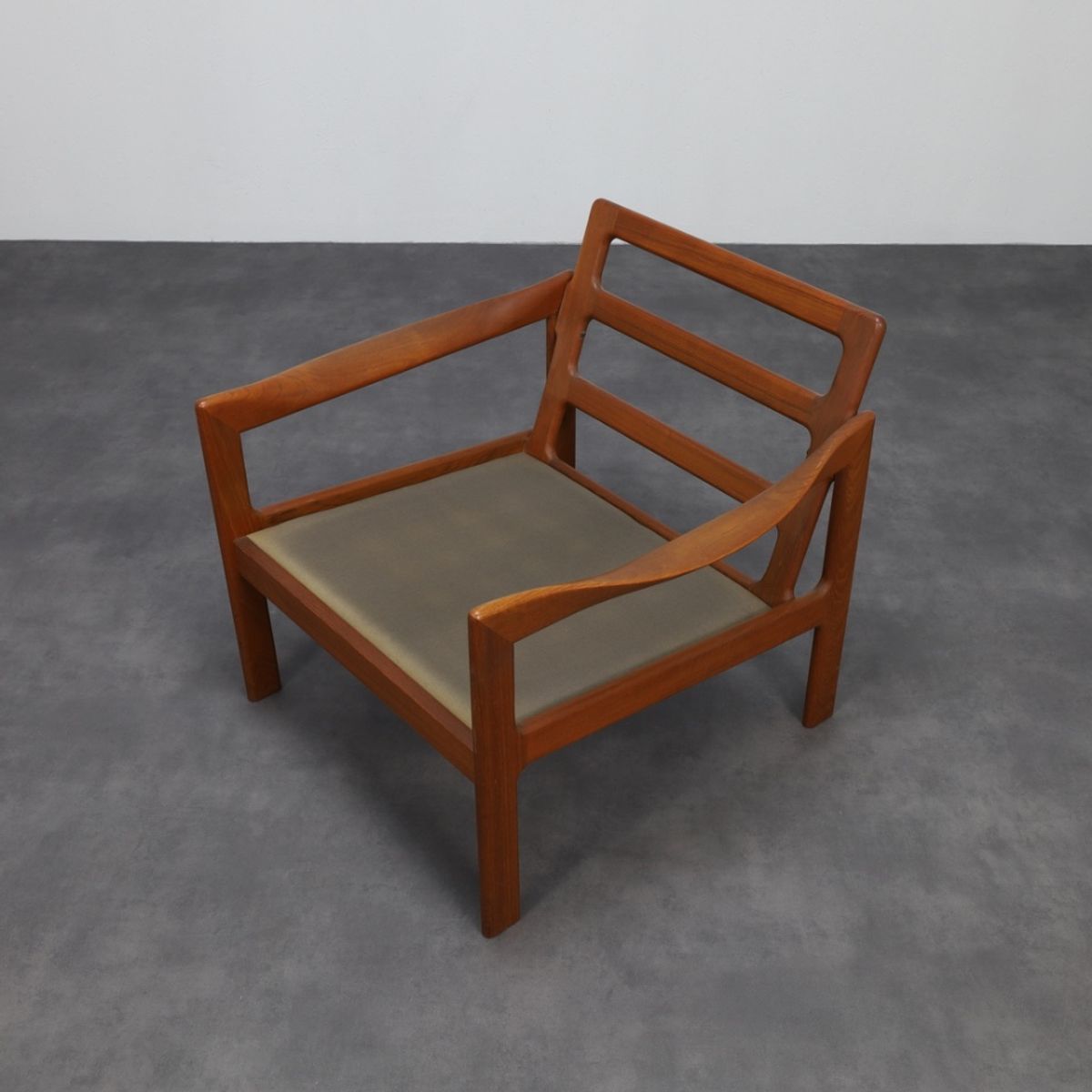 2x Fauteuil Illum Wikkelsö Niels Eilersen 1960s (setprijs) image 6