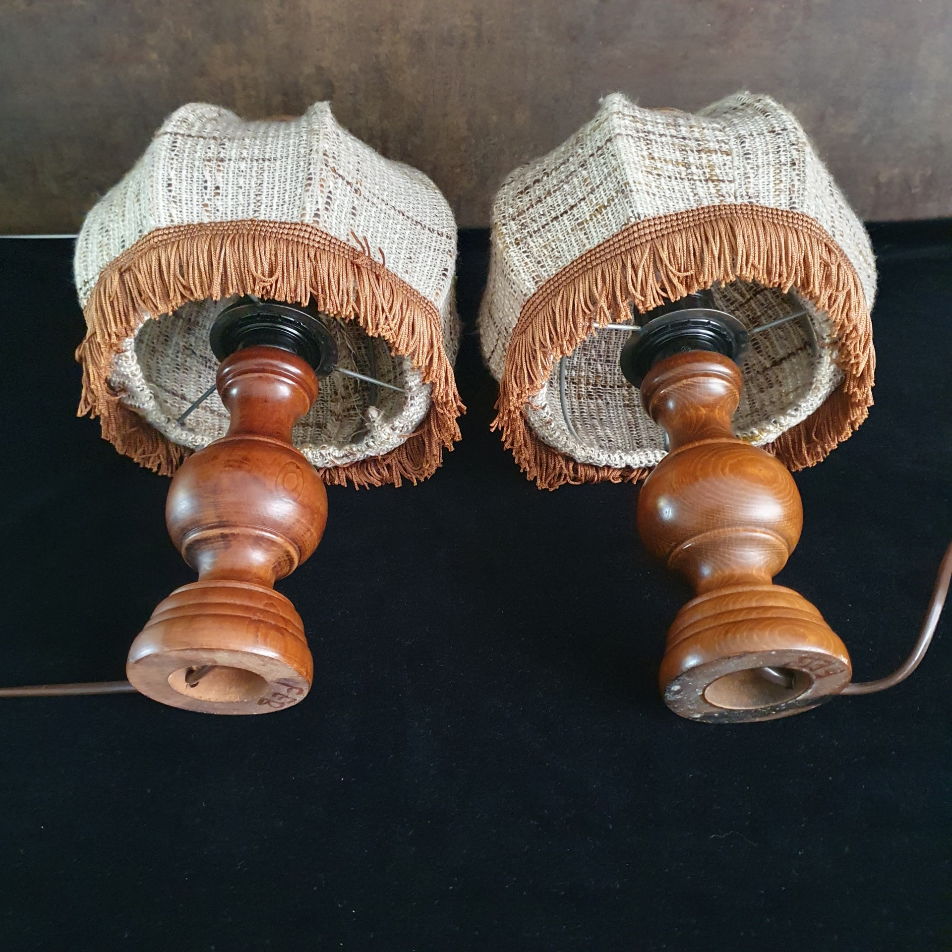 Vintage - Schemerlamp - Bedlamp - Kastlamp - Hout/stof- 2 Stuks image 7