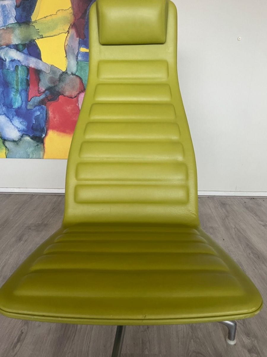 Capellini Lotus Attesa High Back Leather Swivel Relax Chair image 13