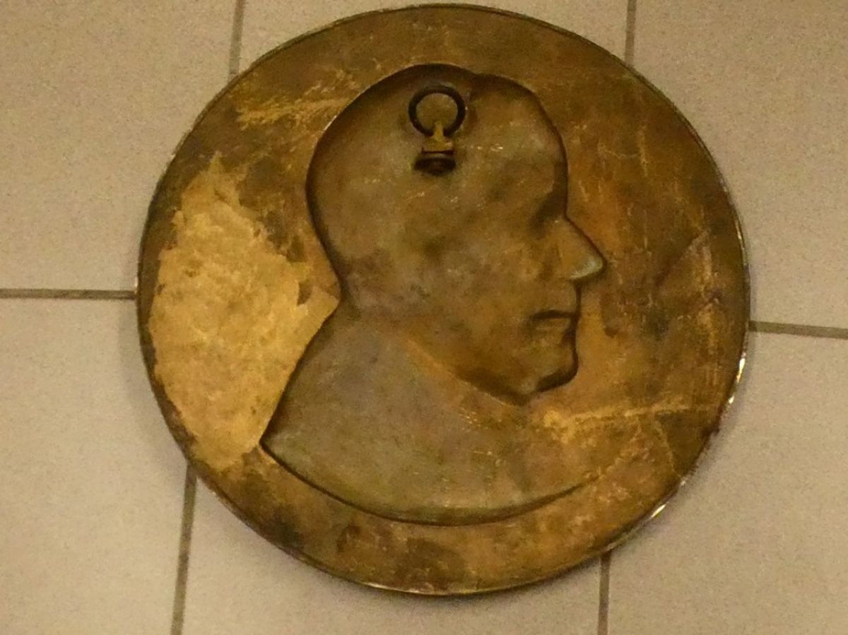 Frans Claessens Bronzen Wandplaat image 4