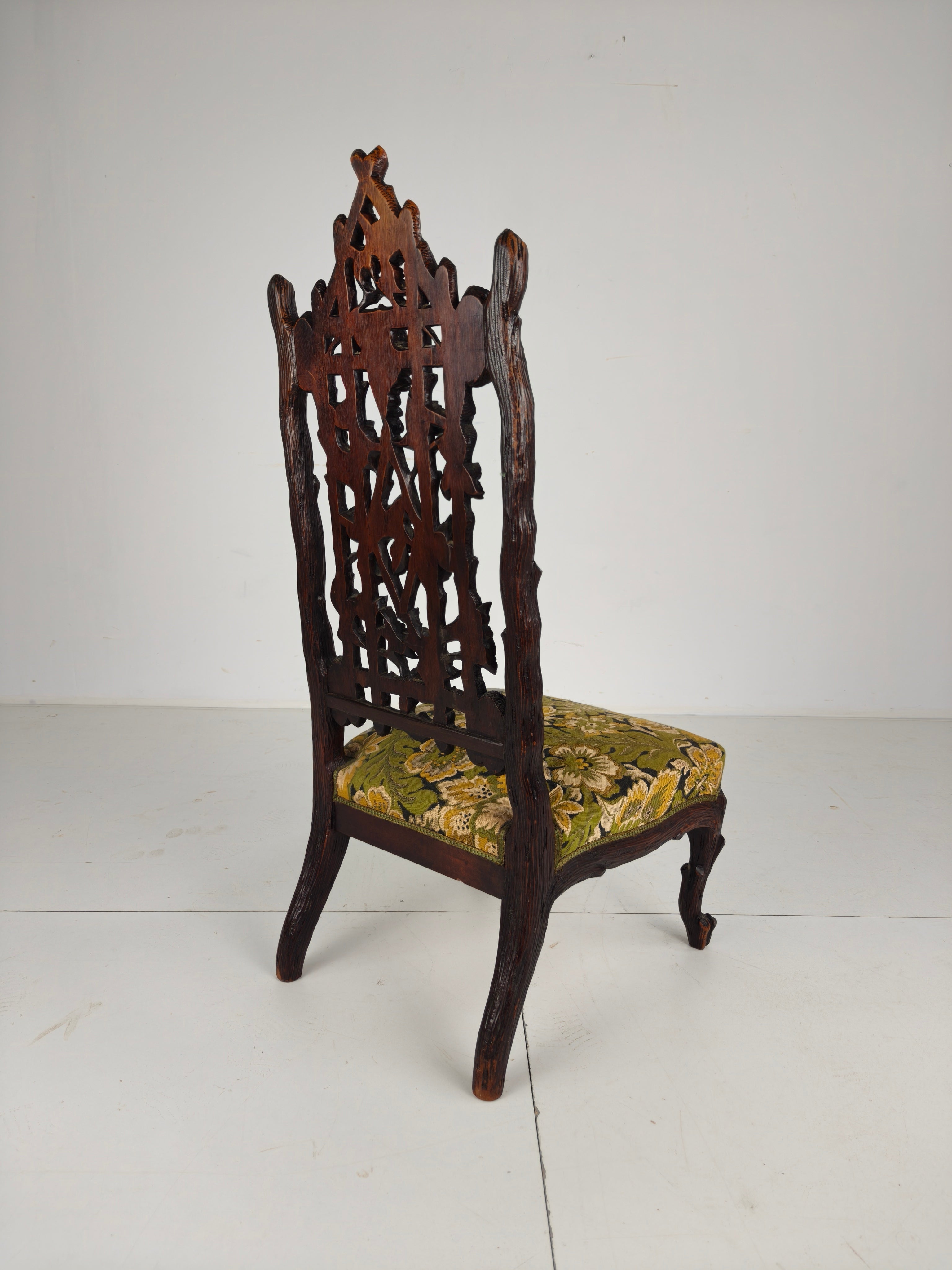 Prachtige 19e-eeuwse Black Forest Stoel – Uitzonderlijk Snijwerk image 6