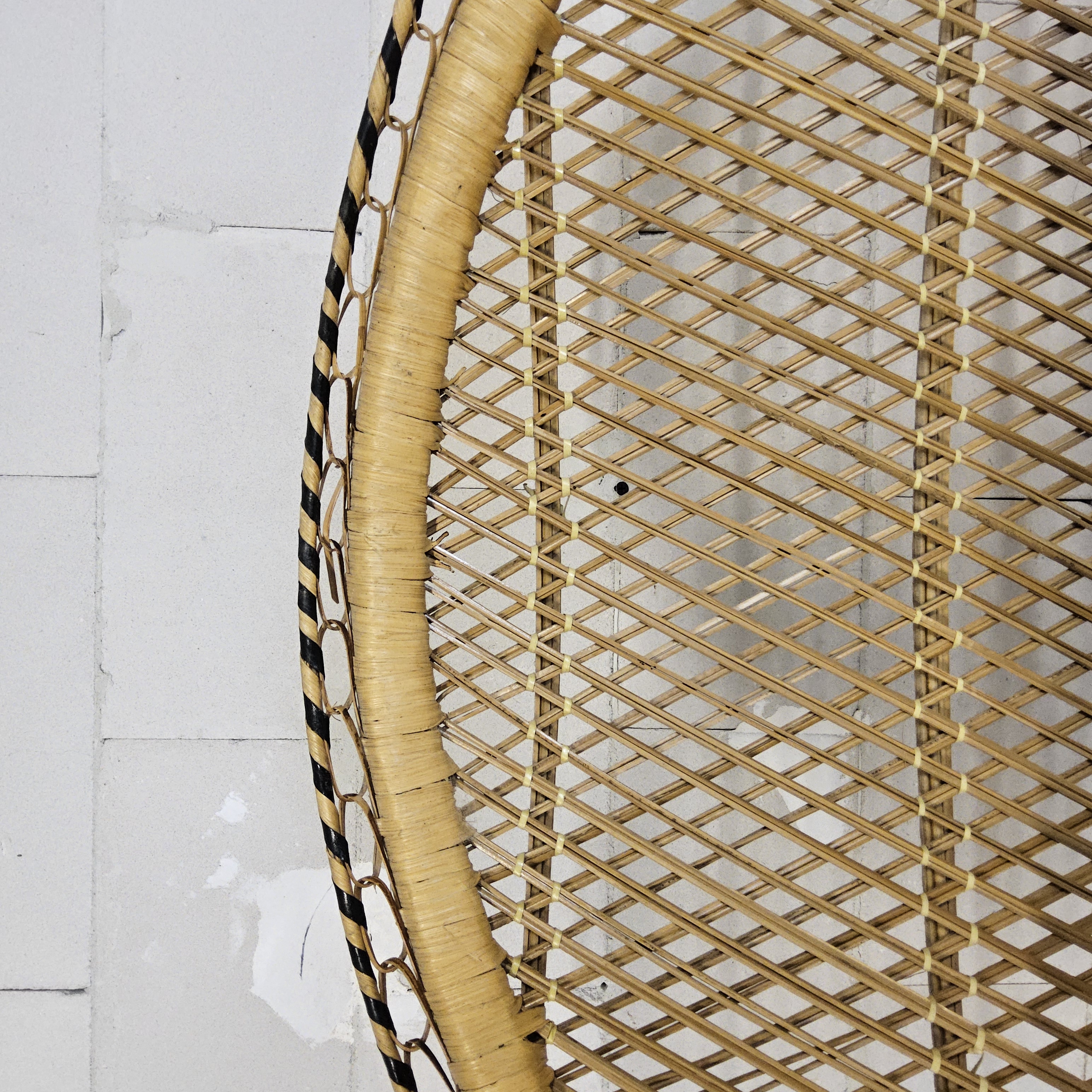 Vintage Rotan Peacock Chair Emmanuelle / Pauwen Stoel (h150cm) image 10