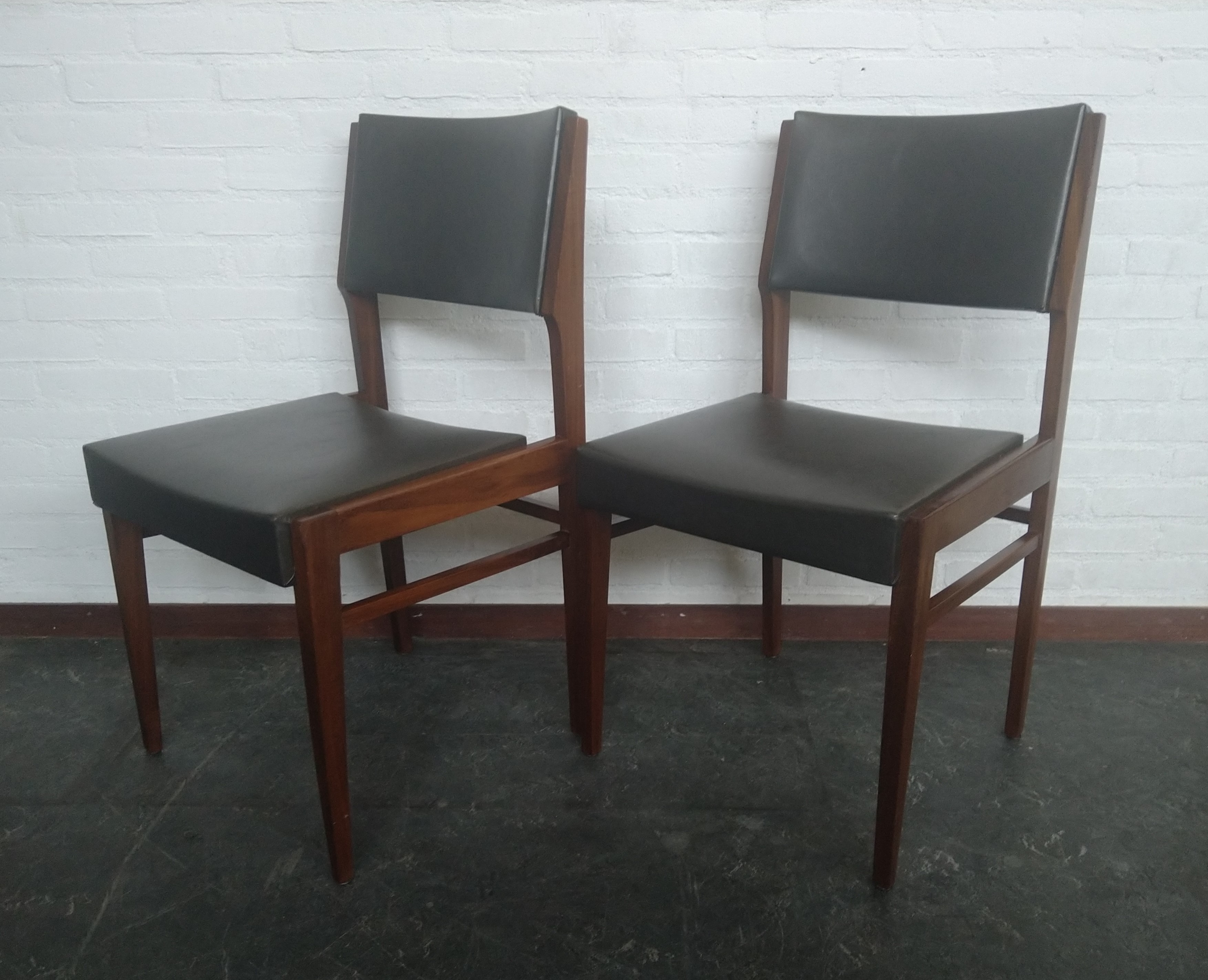 2x Teak Eetkamerstoelen image 5