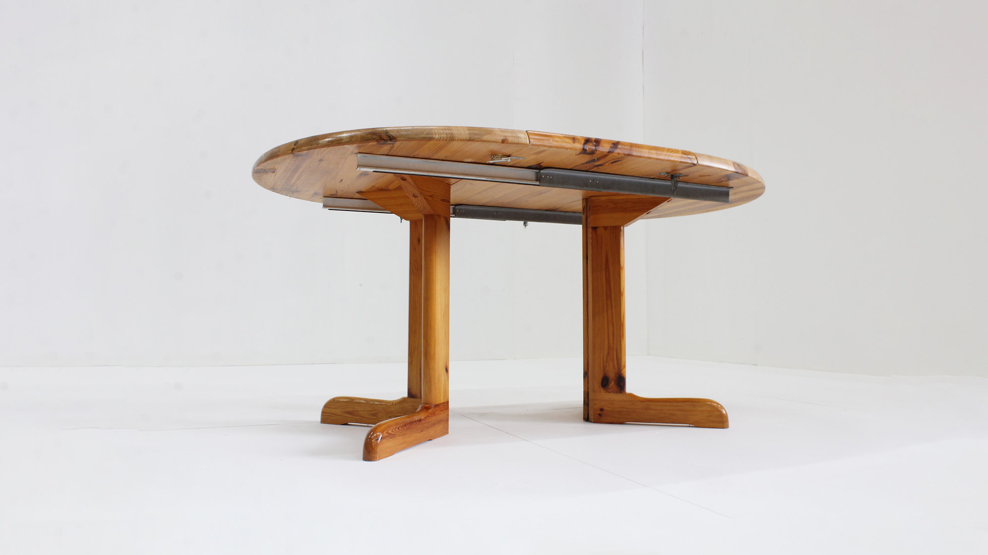 Vintage Deense Ronde Uitschuifbare Eettafel Pine Wood Jaren 60 image 6
