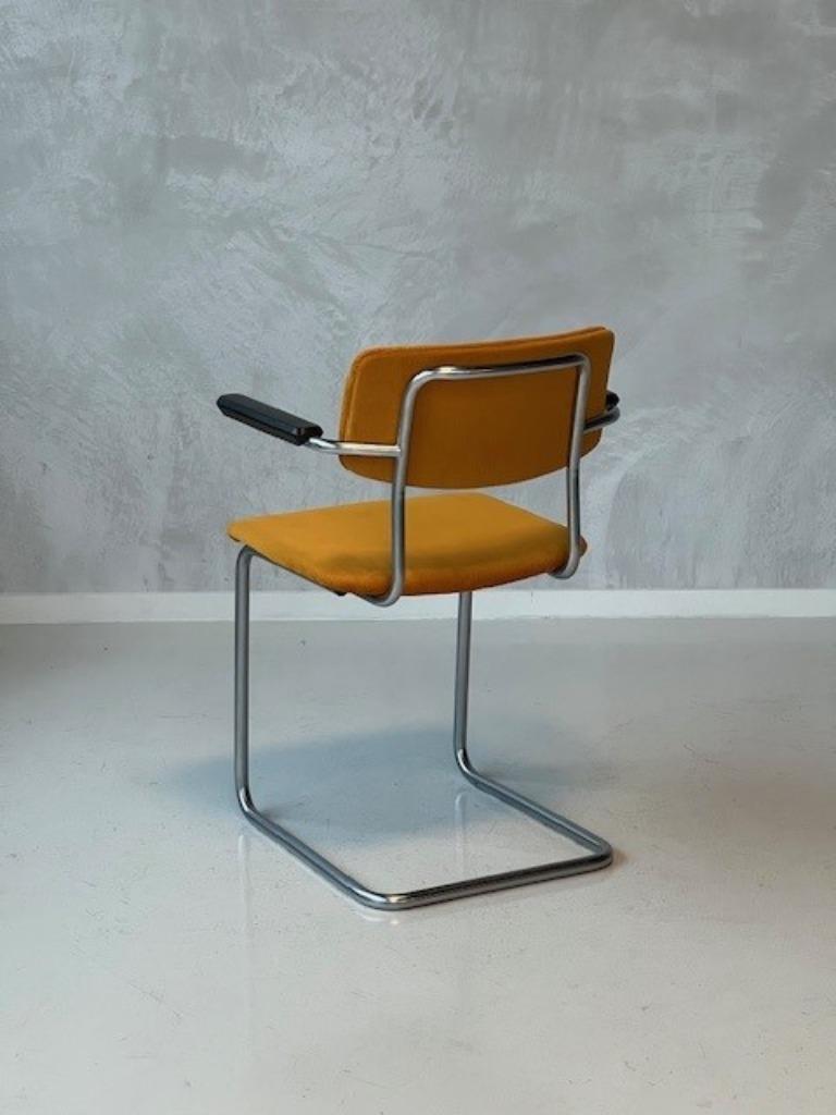 Gispen 1125 Eettafelstoel Vintage Sledestoel Buisframe Geel image 5