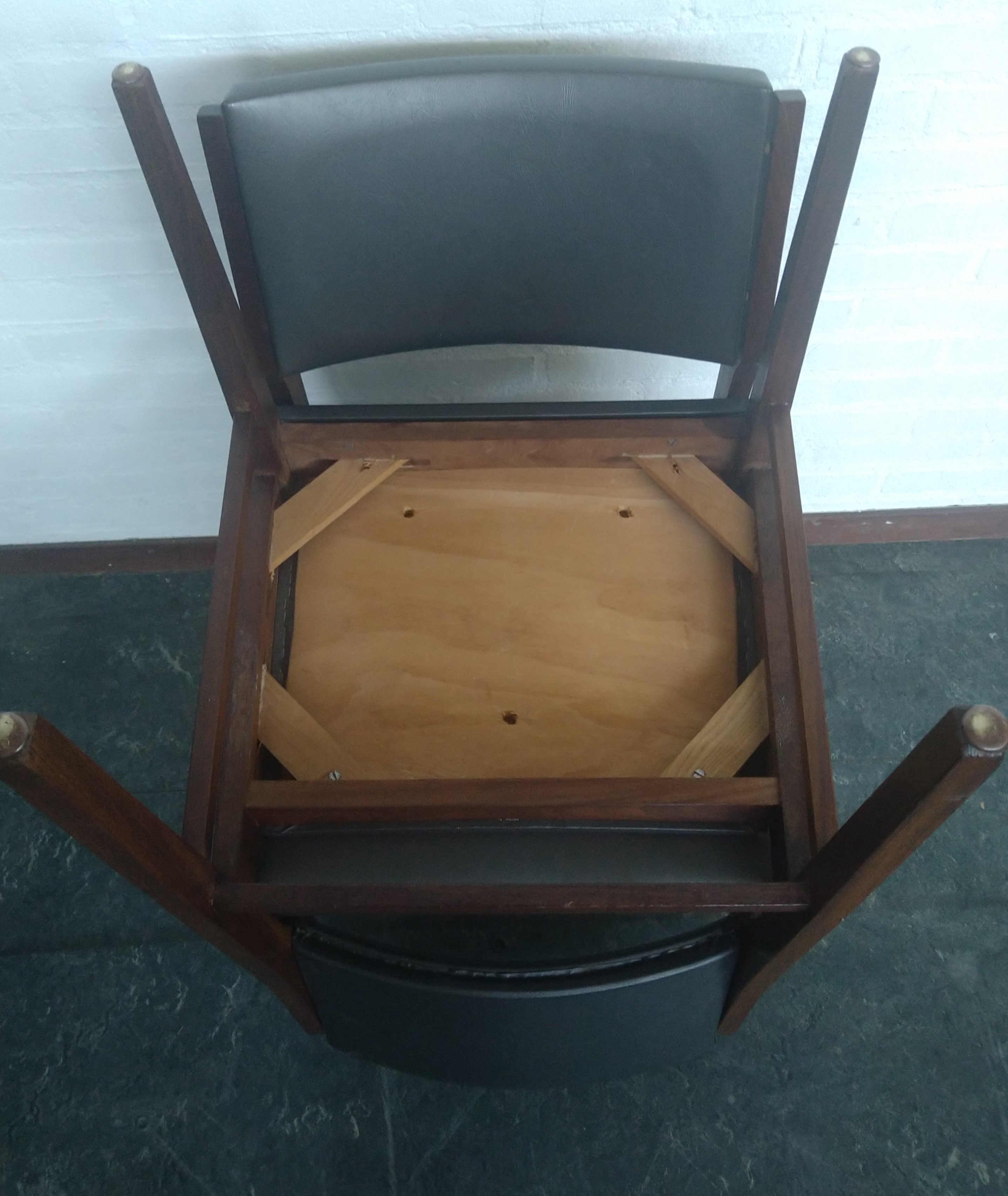 2x Teak Eetkamerstoelen image 6
