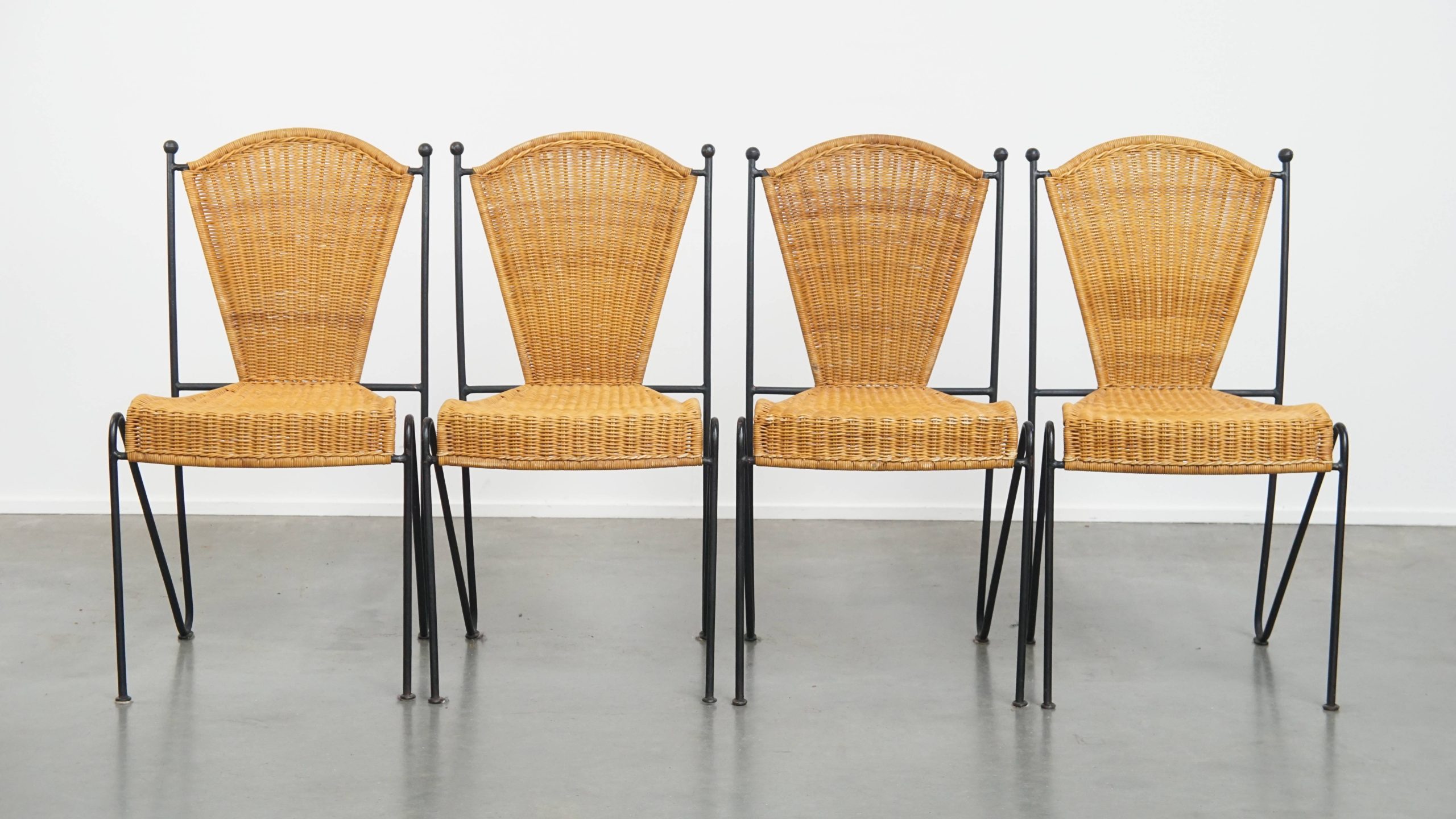 Leuke Set Van 4 Vintage Design Eetkamerstoelen Van Frederick Weinberg Van Gietijzer En Riet image 11