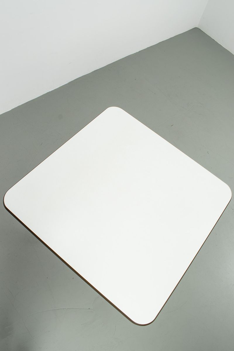 Herman Miller Eames Tafel image 2