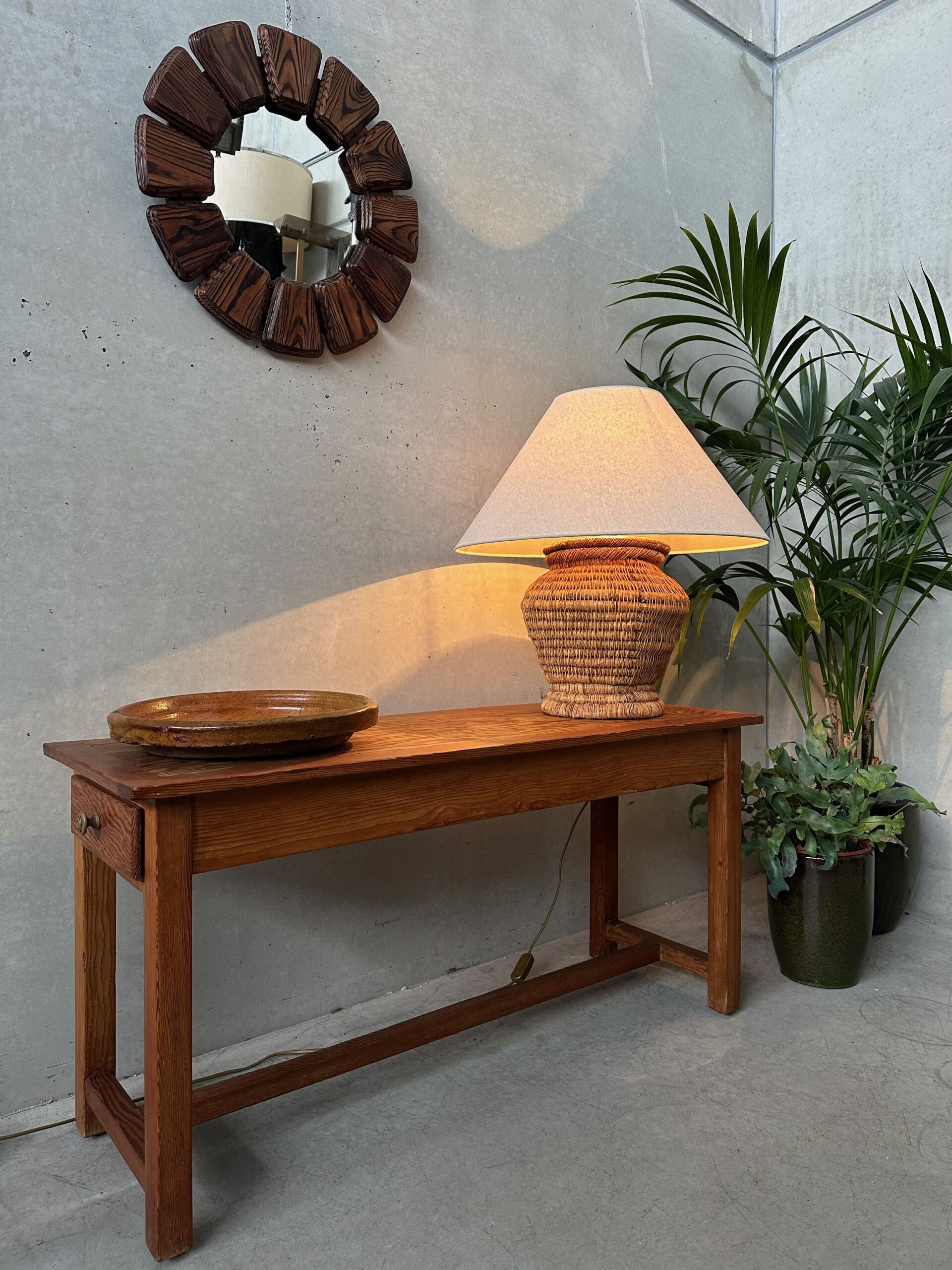 Vintage Tafellamp – Oude Rotan Kruik image 3