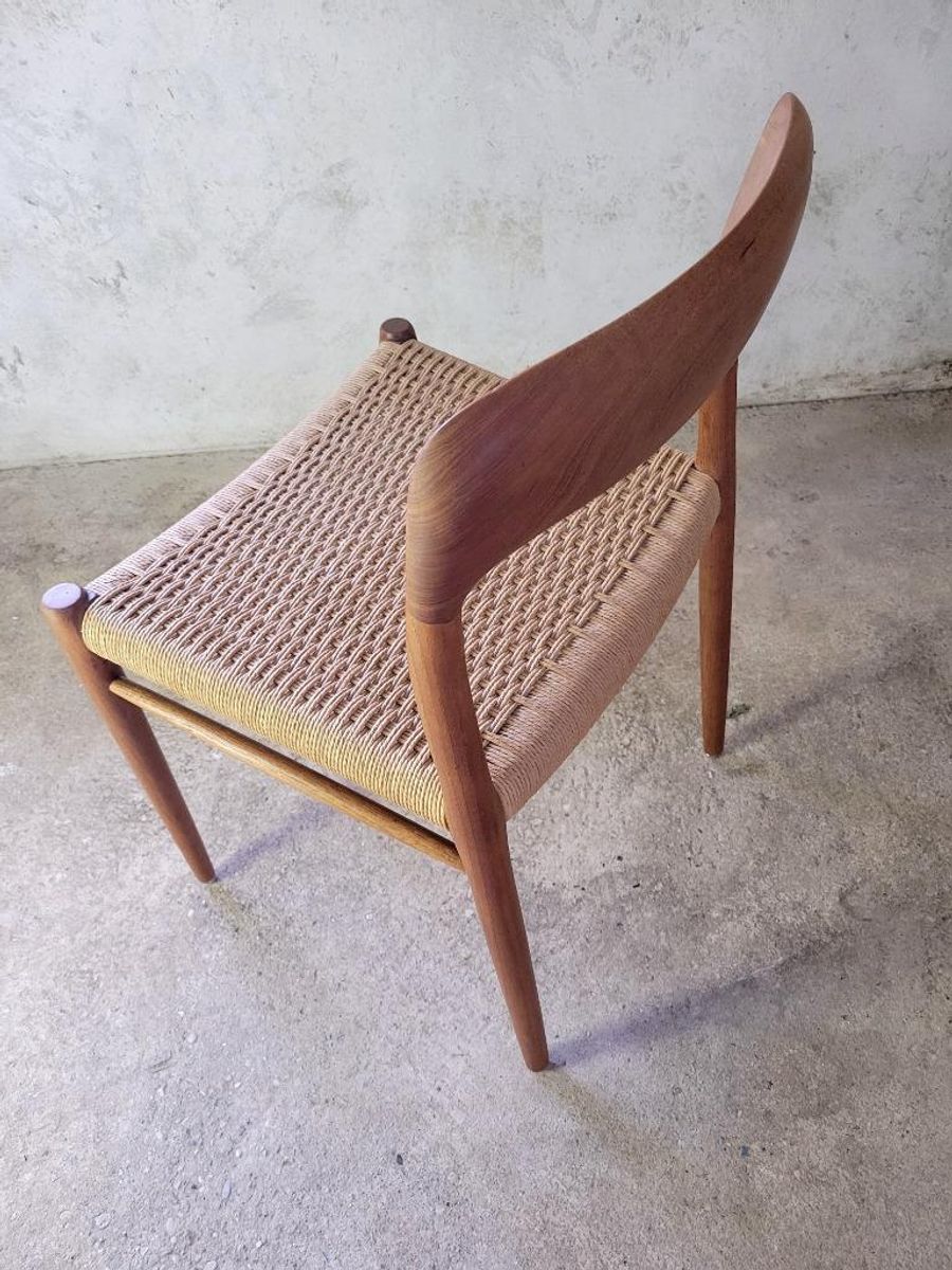 Set Van Zes Model 75 Stoelen In Teak Van N.o. Moller image 11