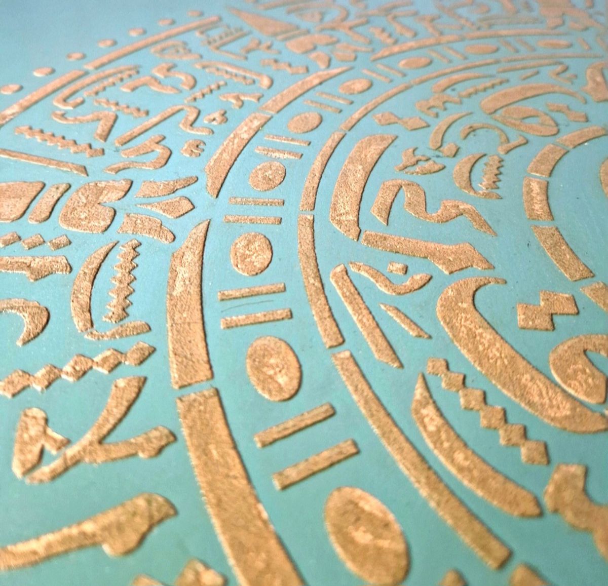 Salontafel In Turquoise Met Goud Patronen image 6