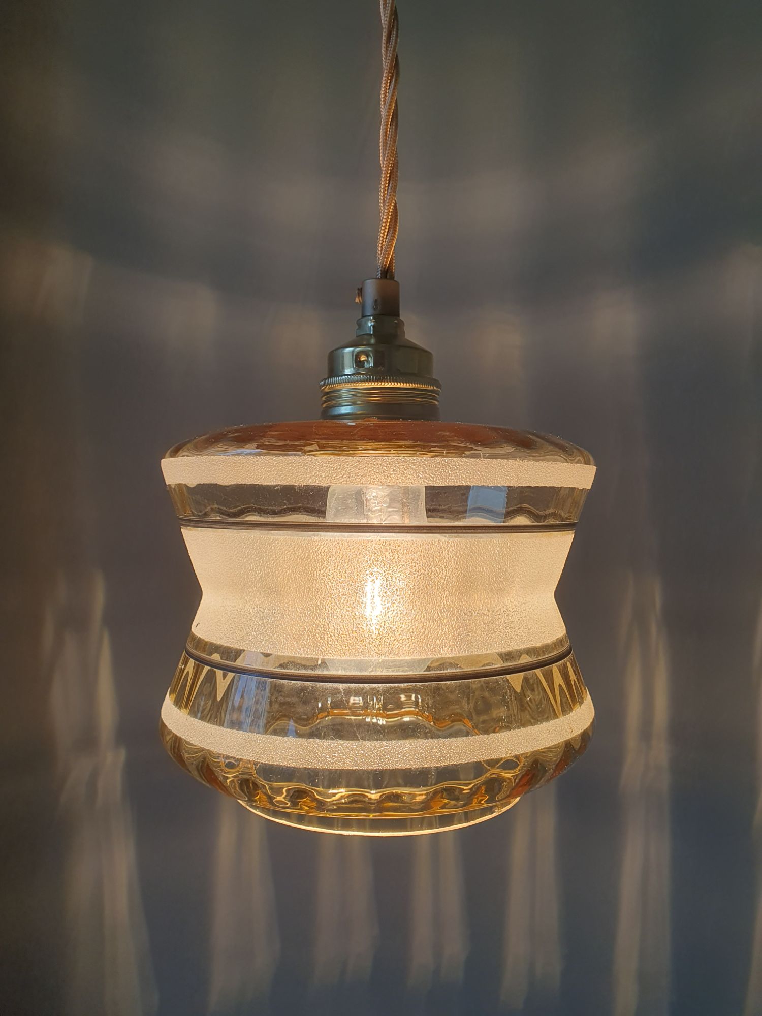 Vintage Hanglamp - Amberkleurig Glas Met Frosted Textuur image 9