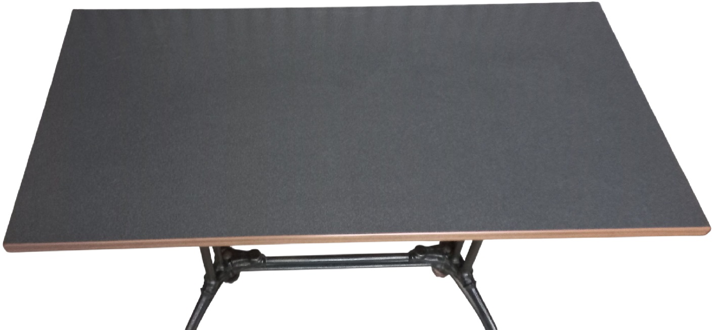 Gietijzeren Grote Terrastafel Met Formica Tafelblad. image 4