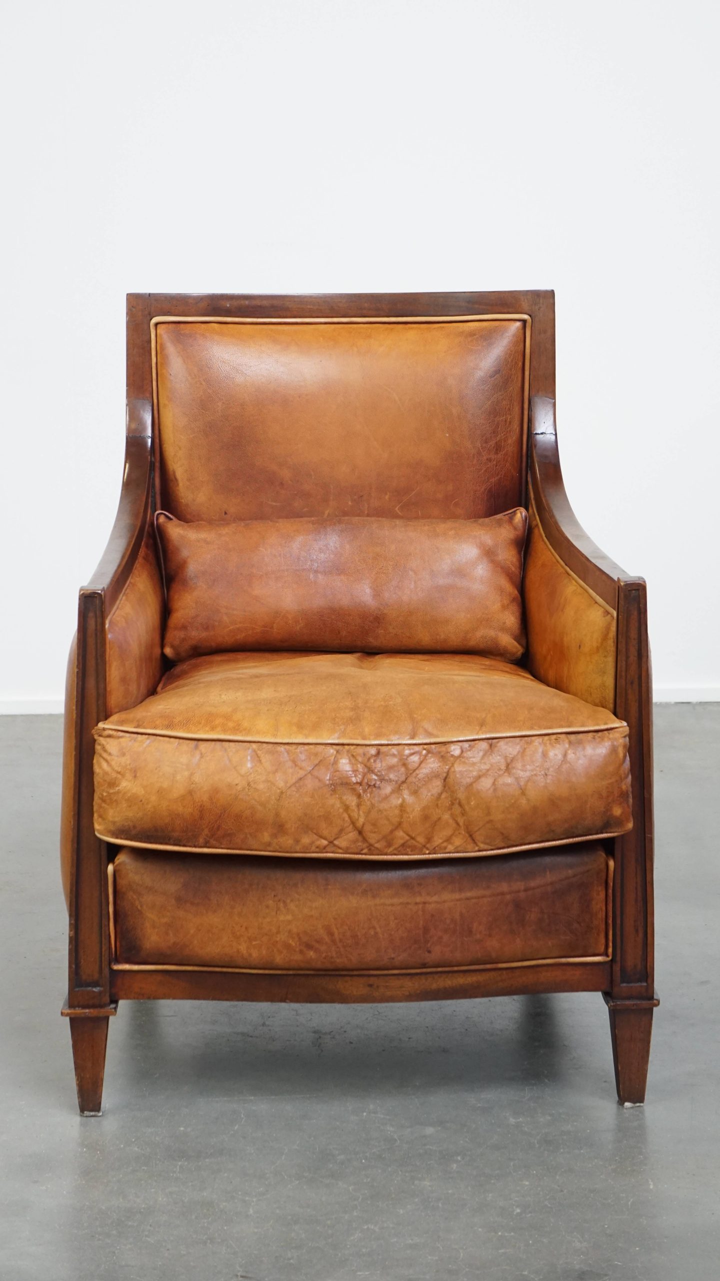 Mooie Cognac Kleurige Schapenleren Art Deco Design Fauteuil/ Armchair Gecombineerd Met Hout image 3