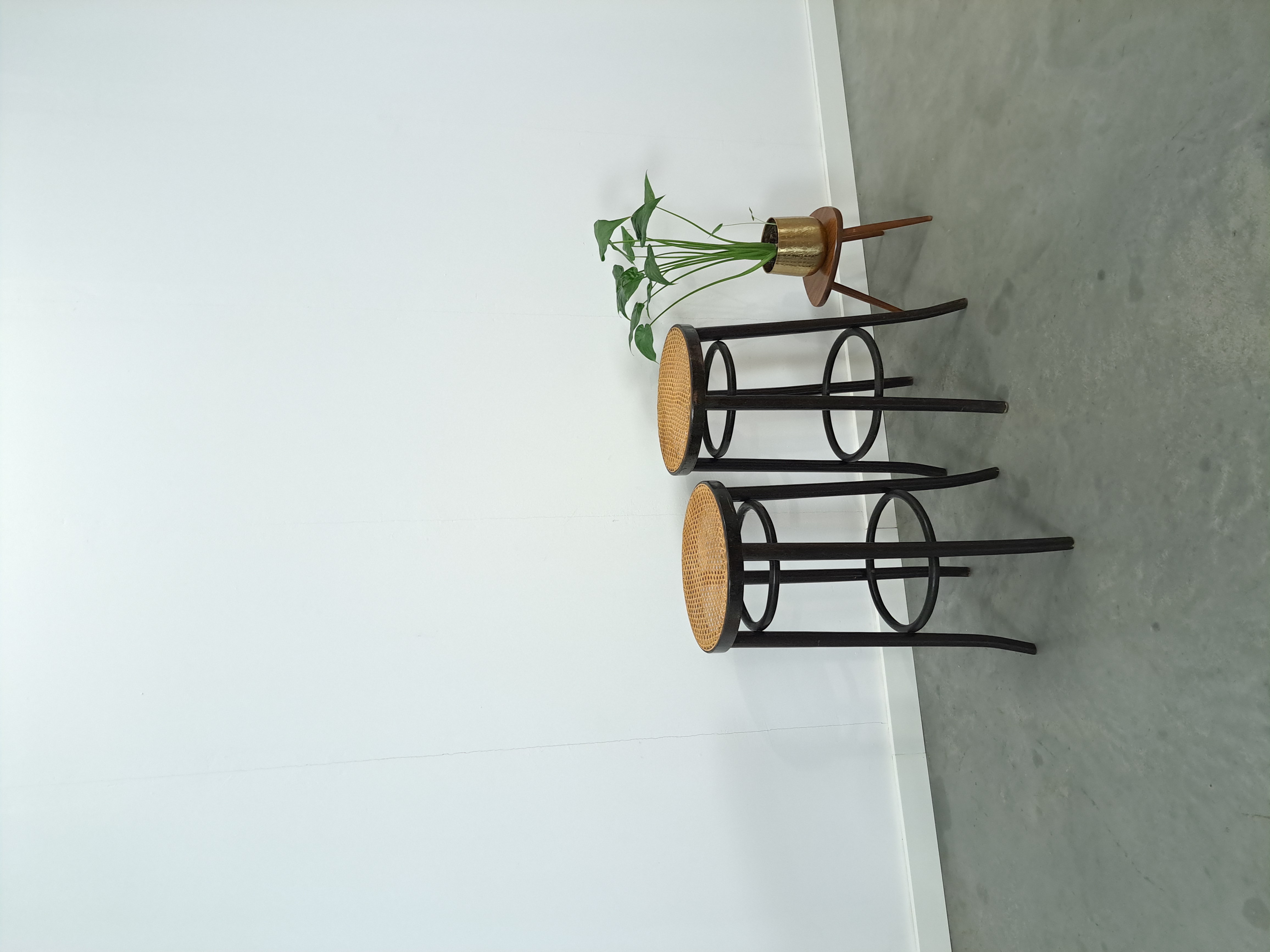 Set Jaren 50 Houten Barkrukken Met Webbing Uit Frankrijk image 15