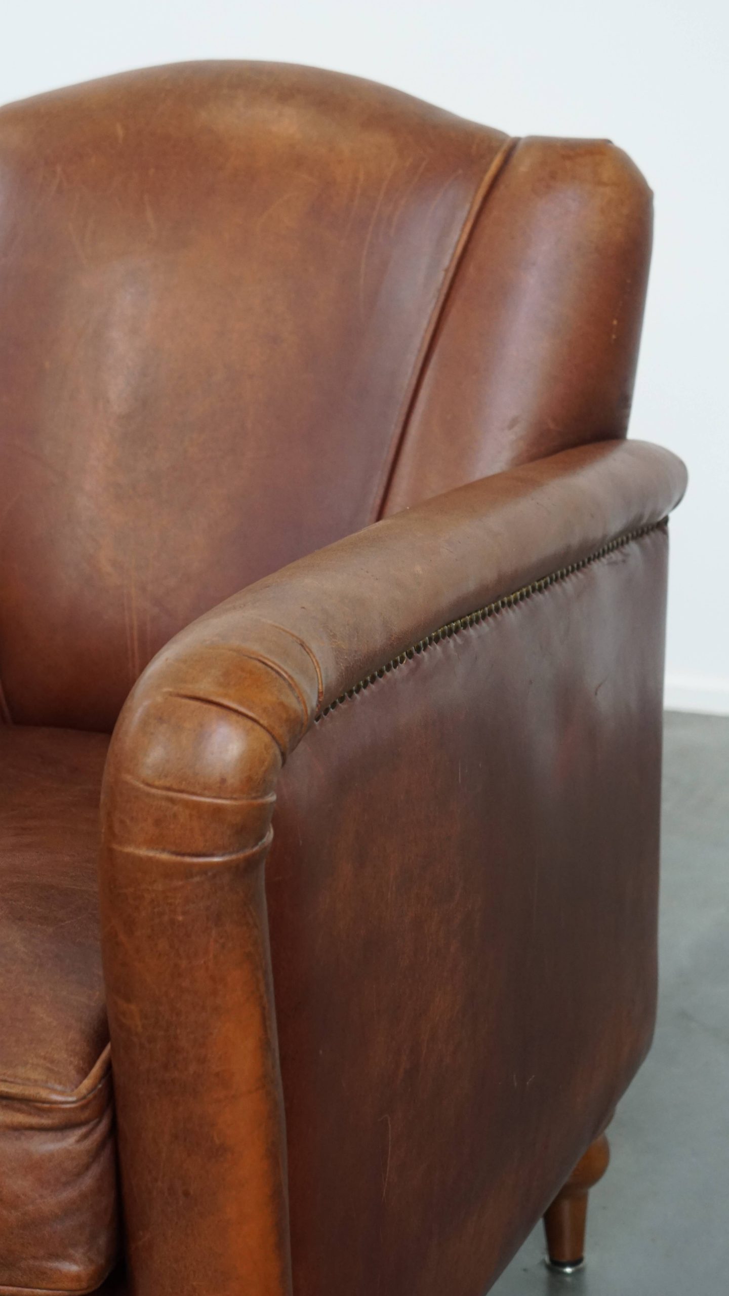 Stijlvolle Schapenleren Art Deco Fauteuil/ Armchair Met Een Tijdloos Design En Karakter image 8