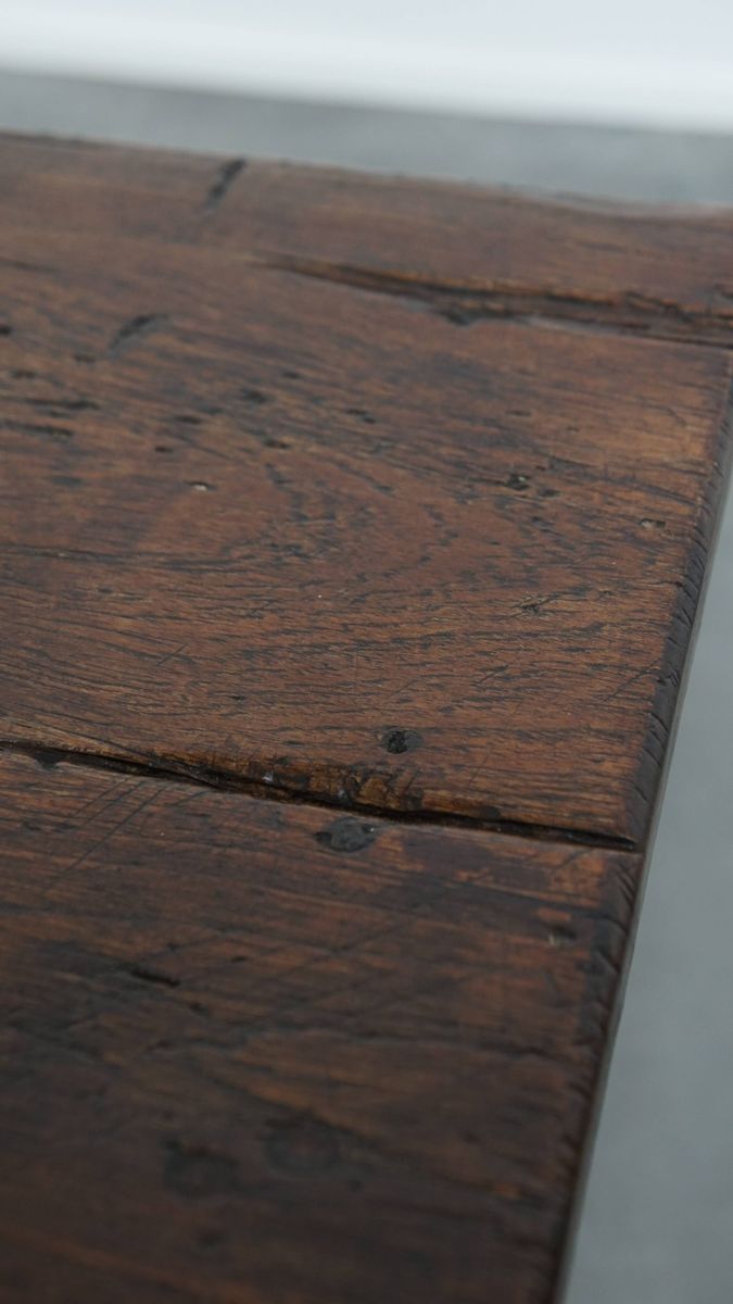 Charmante En Praktische Antieke Franse Salontafel Met Opvallende Kleuren Een Mooi Patina image 11