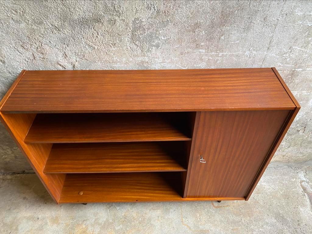 Bekijk Teak Mid Century Kast Mid Board , Jaren 60 op Reliving 🤩