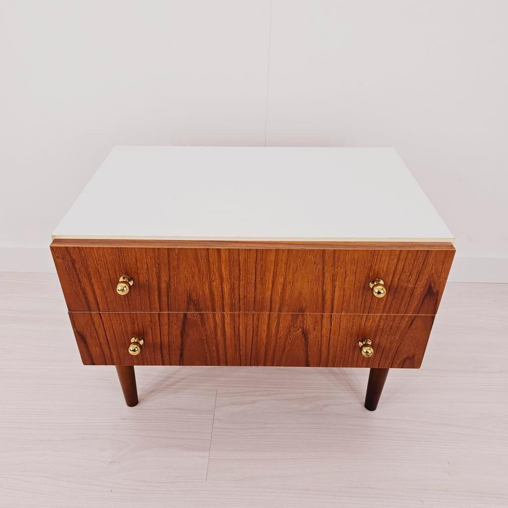 Vintage Ladekastje, Mid-Century Nachtkastje, Teakhout 1970S image 6
