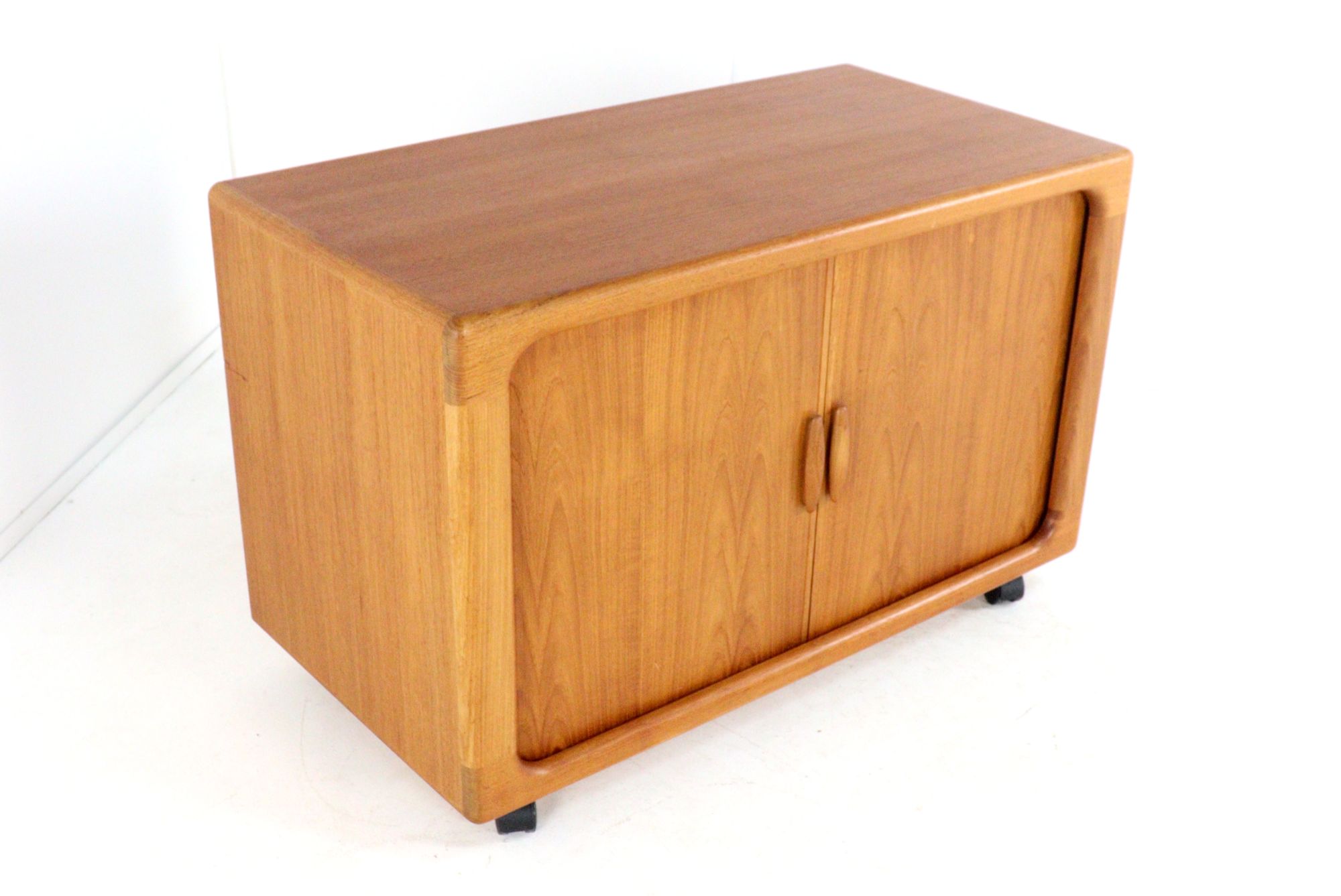 dyrlund Audio / Tv Meubel 'bandholm' Vintage Teak image 5