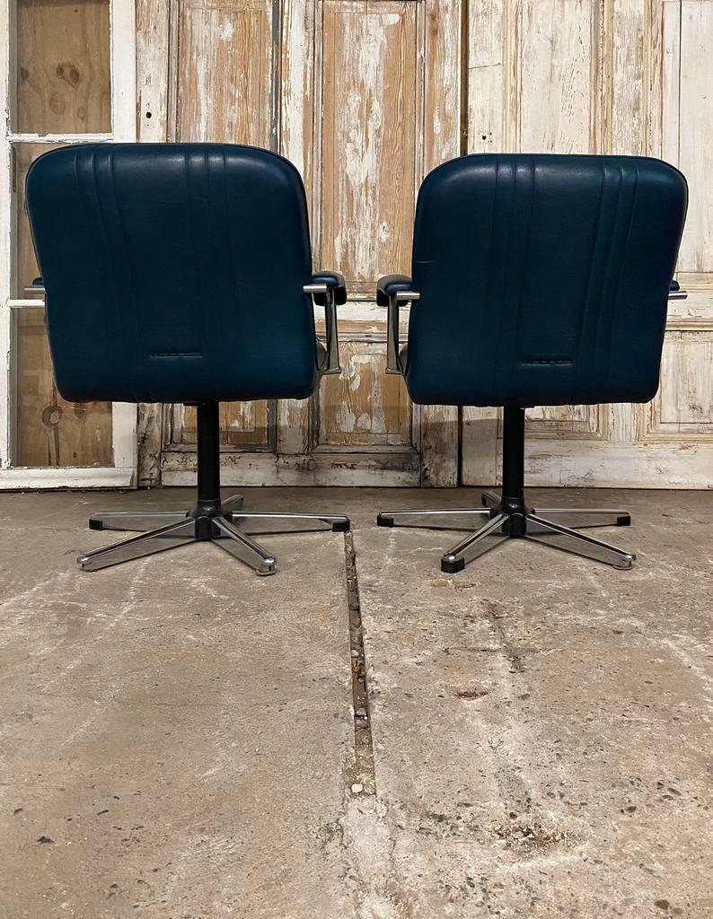 Set Vintage Fauteuils. Petrolblauw Kunstleder En Chroom. image 8