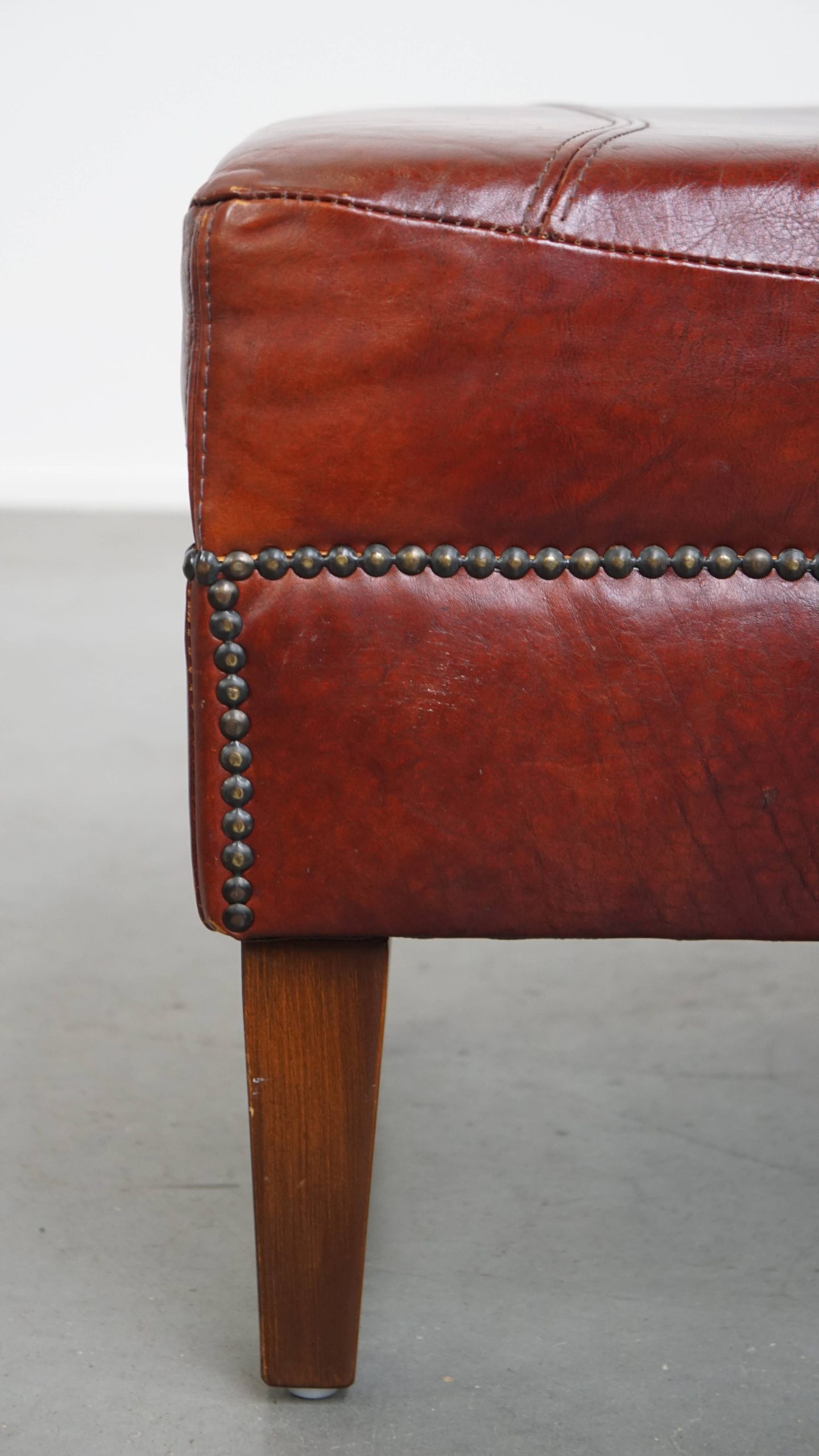 Cognac-Kleurige Hocker Gemaakt Van Rundleer image 10