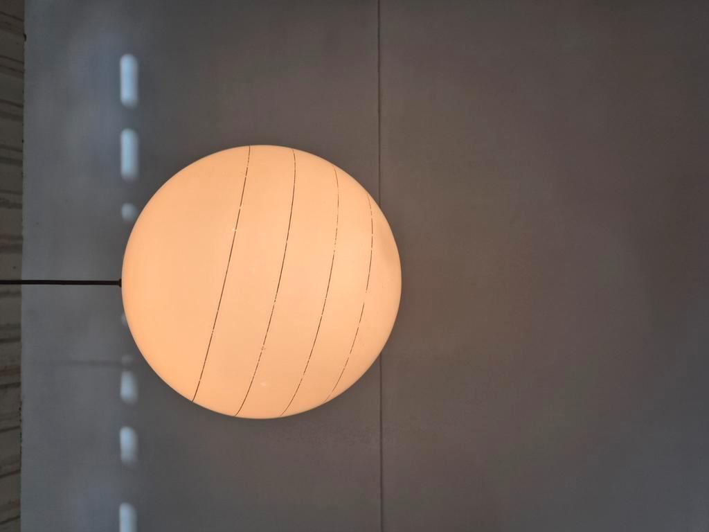 Vintage Opaline Space Age Lamp Met Gouden Randen Globe image 5