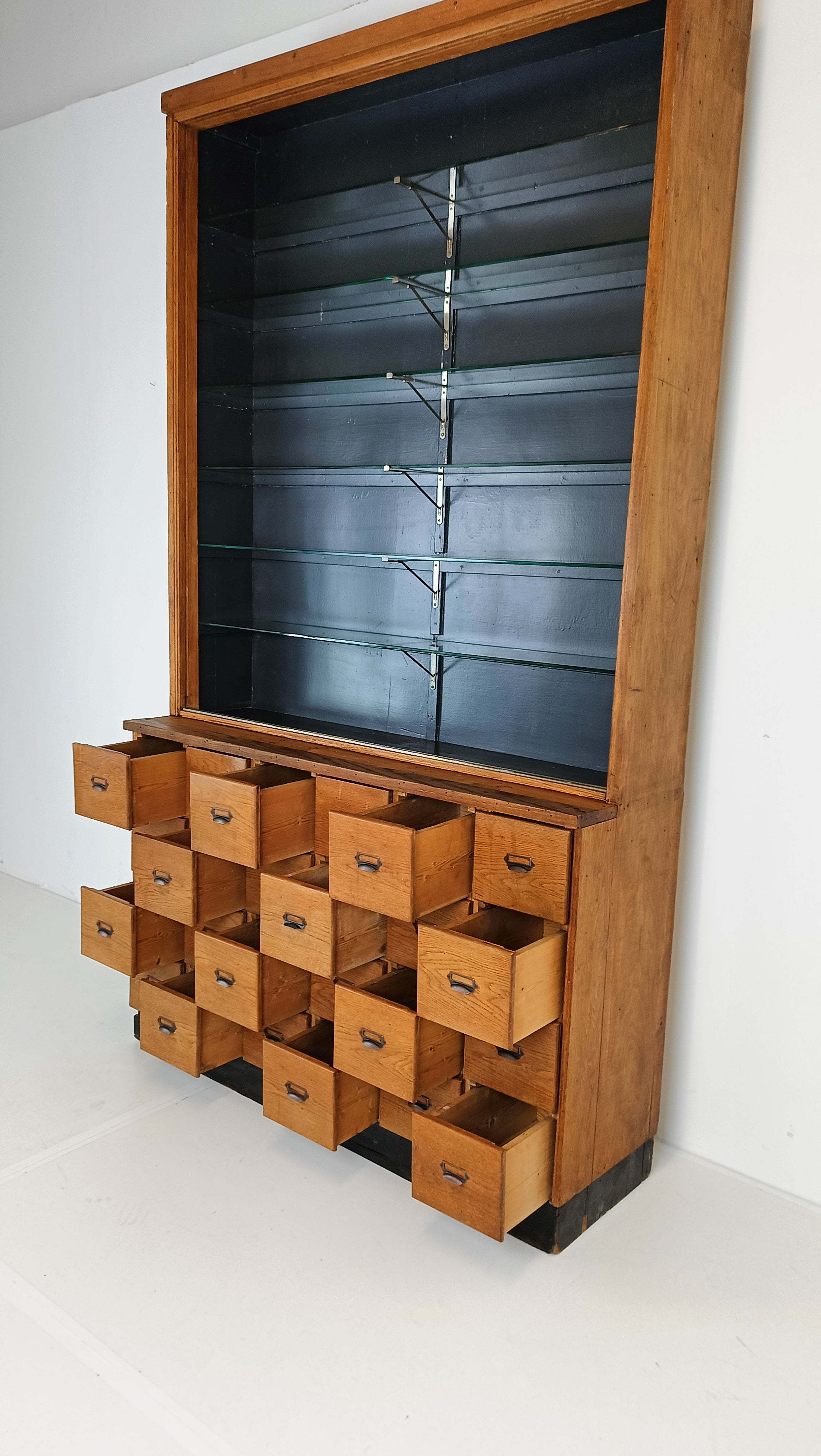 Vintage Apothekerskast image 19