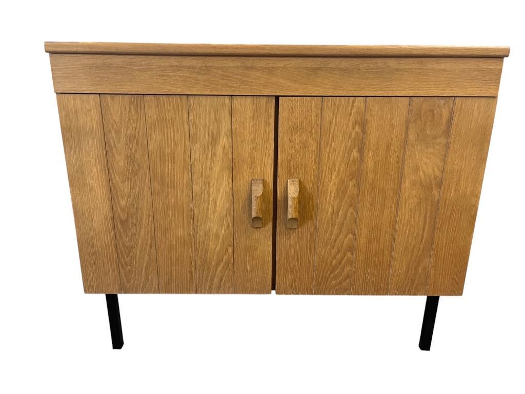Vintage Kast / Commode Met Stalen Pootjes image 6