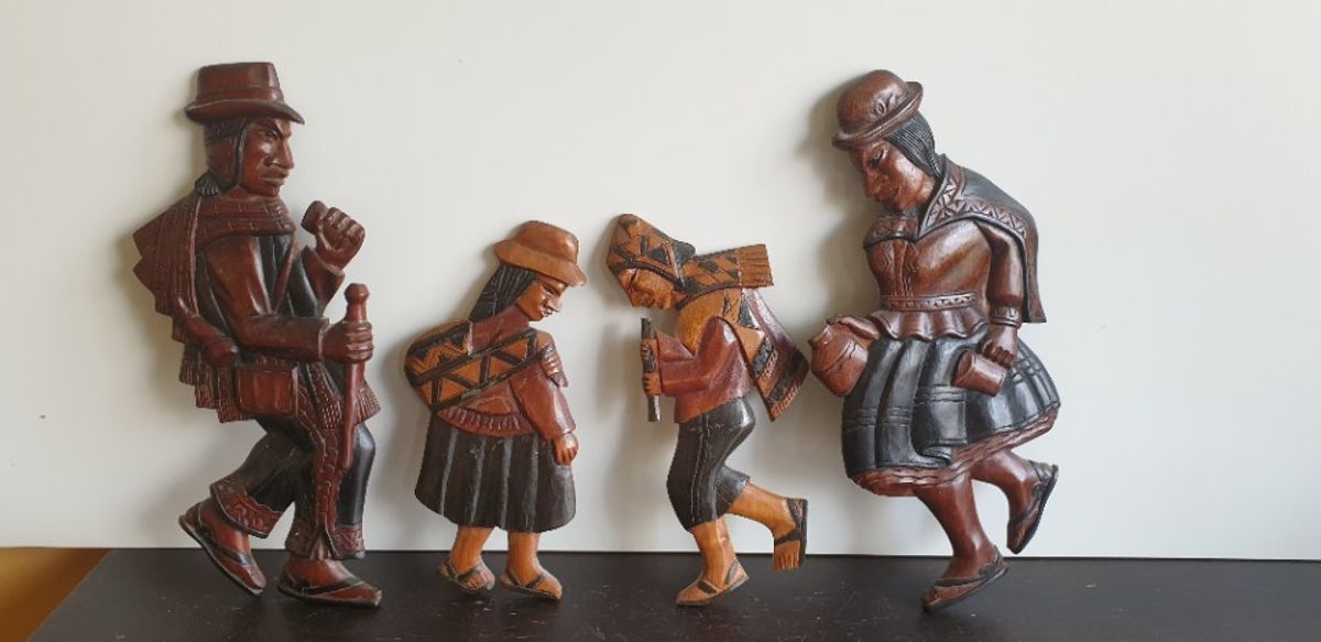Peruaans Gezin Vintage Houtsnijwerk Muurhangers image 2