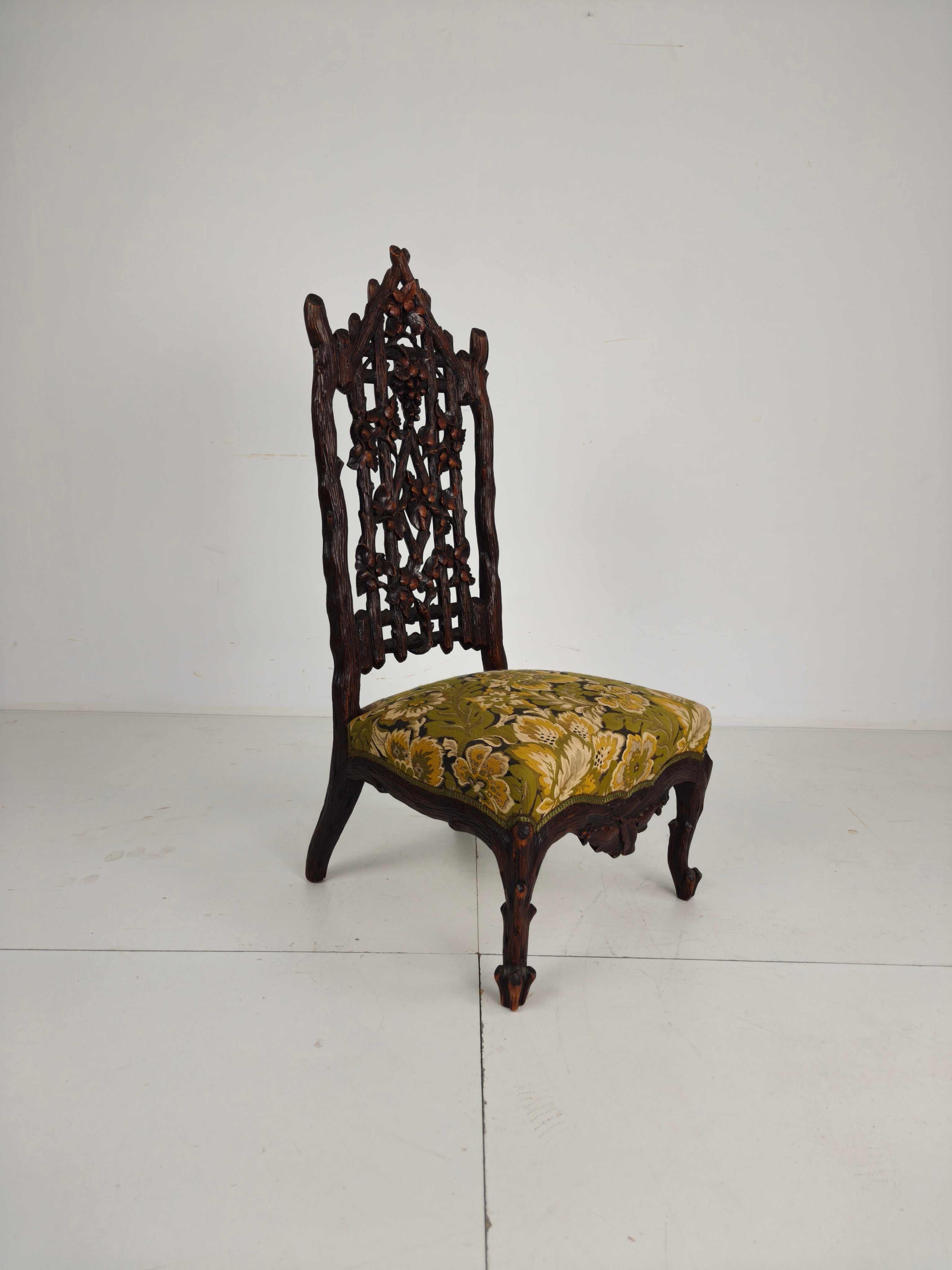 Prachtige 19e-eeuwse Black Forest Stoel – Uitzonderlijk Snijwerk image 2