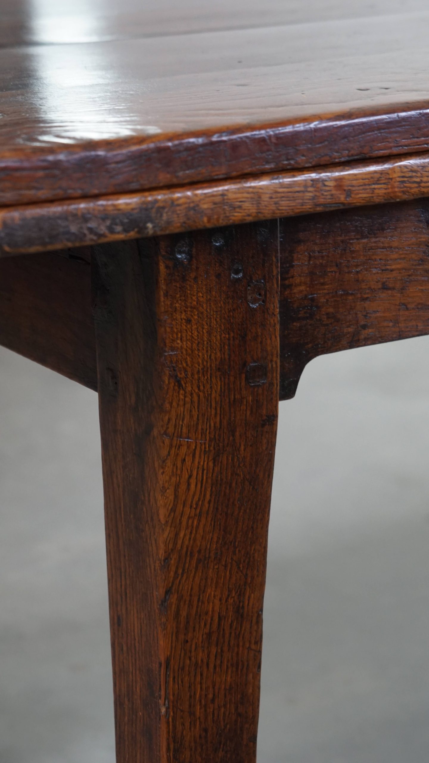 Antieke Franse Eikenhouten Uitschuifbare Xxl Eettafel Uit Eind 18e/ Begin 19e Eeuw image 15