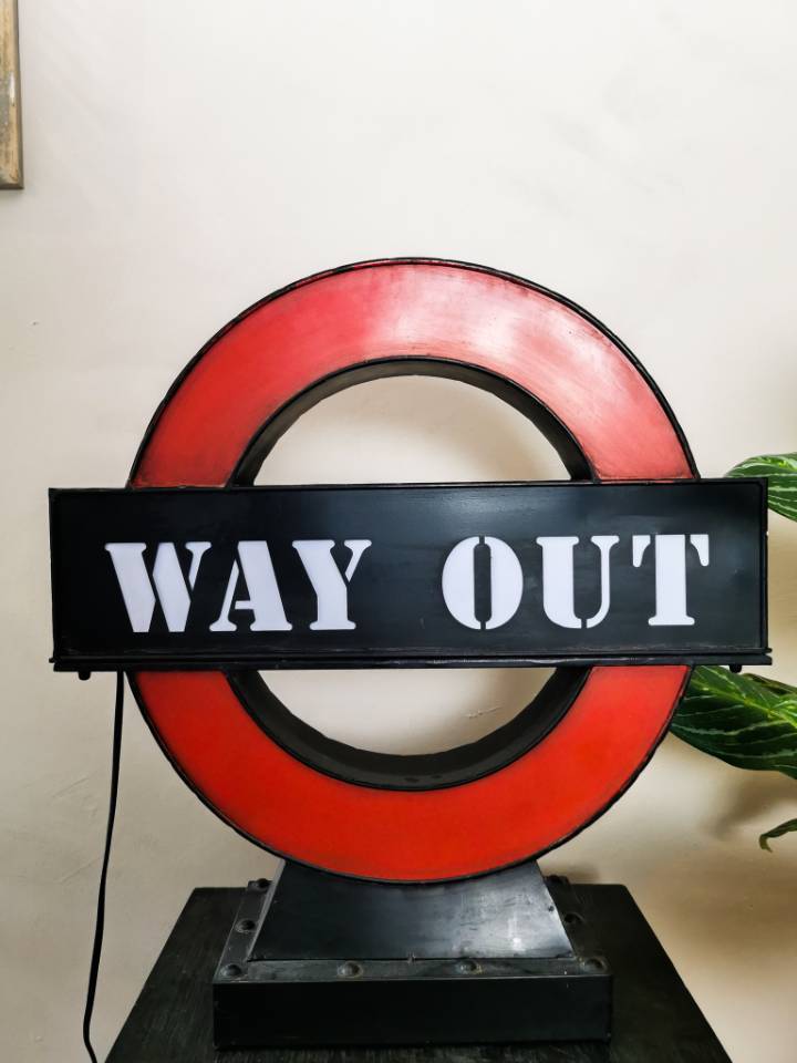 Retro Lamp Verlicht Bord Lichtbak ''Way Out & Welcome'' Yvonne Kwakkel image 3