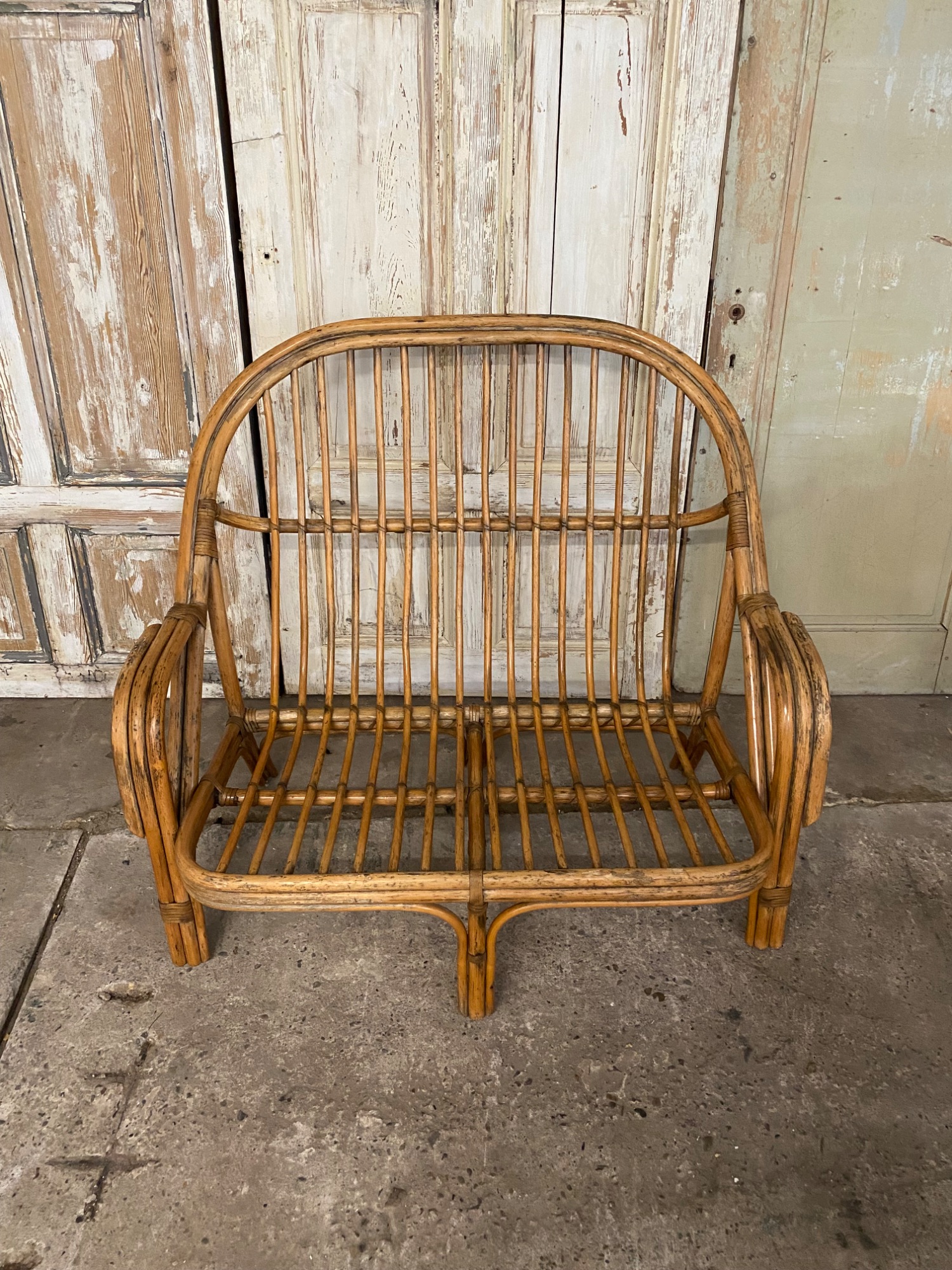 Vintage Rotan Bank, Tweezitter. Exclusief. Dutch Design. image 5