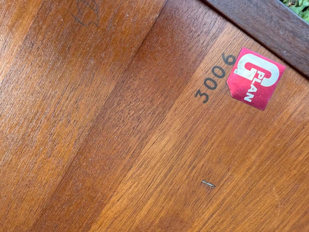 G-Plan Mid Century Teak Bijzettafel 1960'S image 9